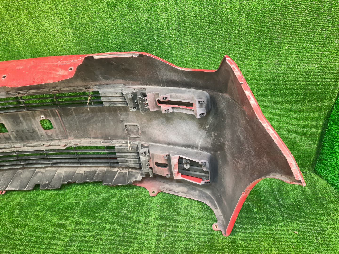 Бампер передний TOYOTA SPADE NCP141 84953 5 ракурс