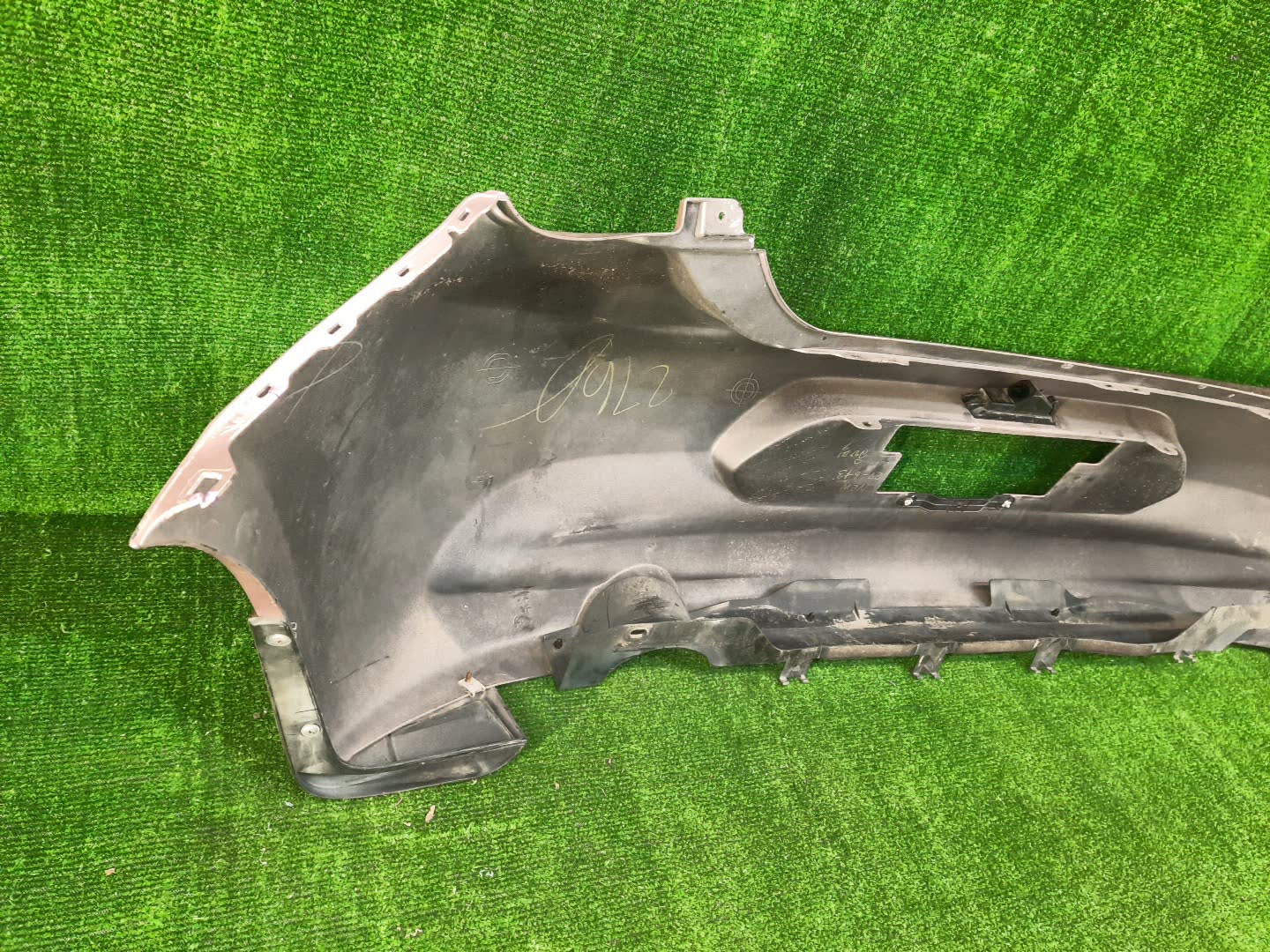 Бампер задний NISSAN MARCH K13 85003 5 ракурс