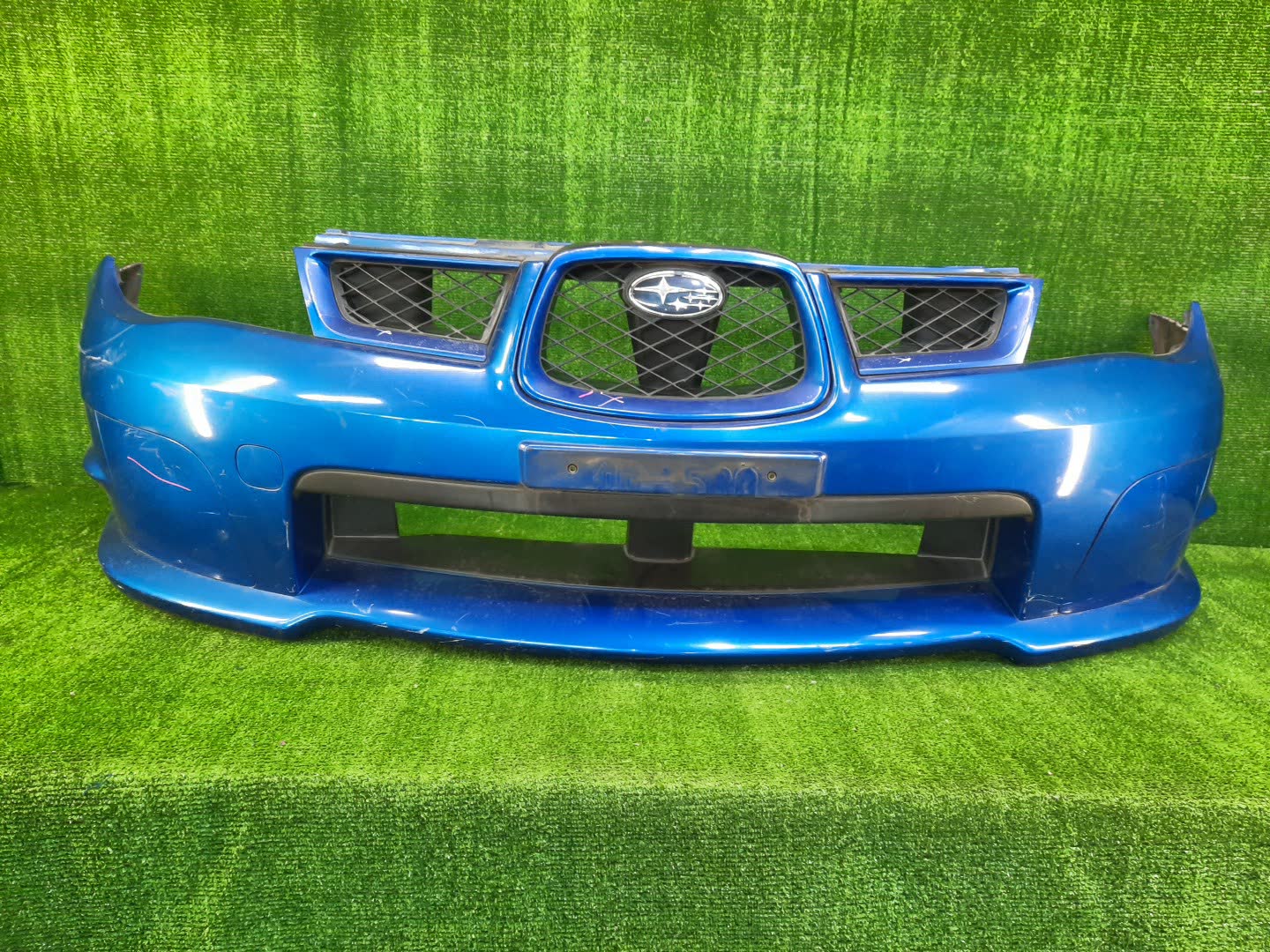 Бампер передний SUBARU IMPREZA WRX, IMPREZA GDA, GGA, GDD, GG2, GG9, GGD, GG3, GGC, GD3, GD2, GD9 85149 1 ракурс