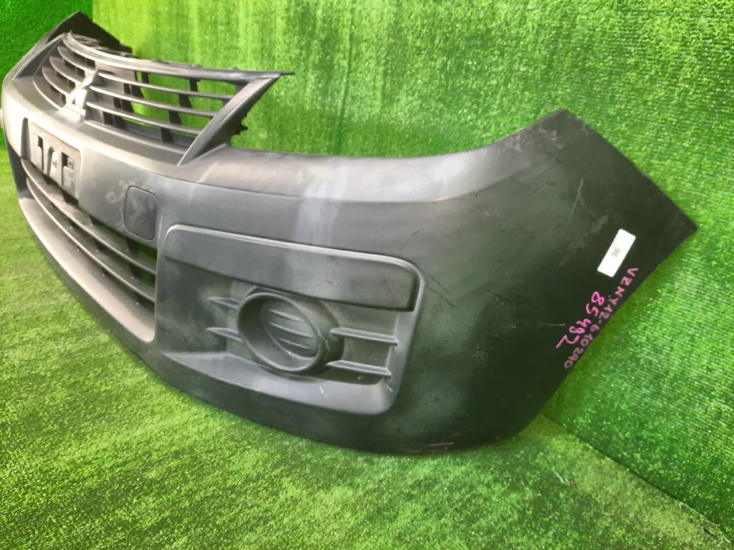 Бампер передний MITSUBISHI LANCER Y12 85492 2 ракурс