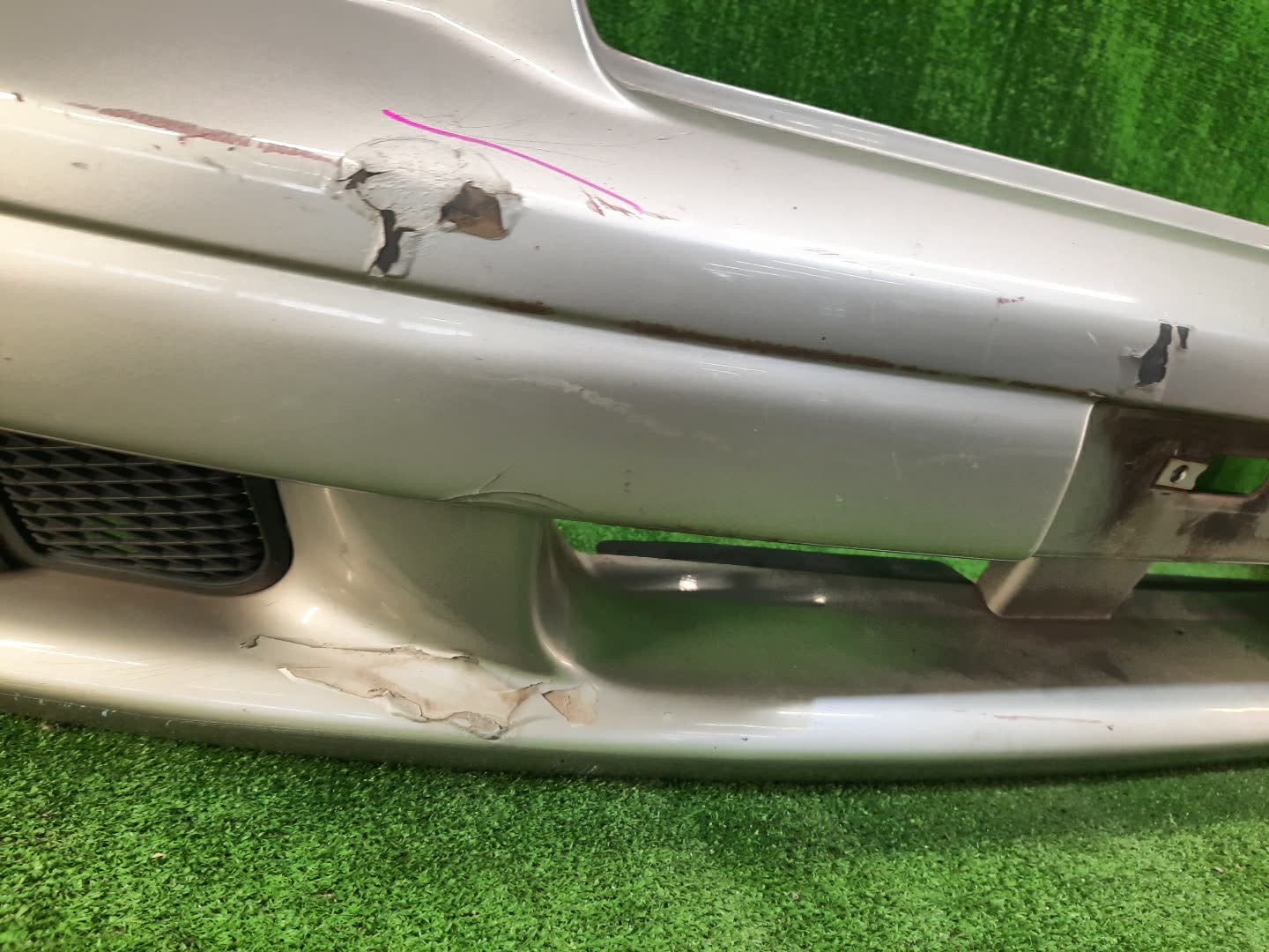 Бампер передний SUBARU LEGACY BH9, BE5, BH5, BHE, BHC, BE9 85551 4 ракурс Бампер передний SUBARU LEGACY BH9, BE5, BH5, BHE, BHC, BE9 85551 4 ракурс