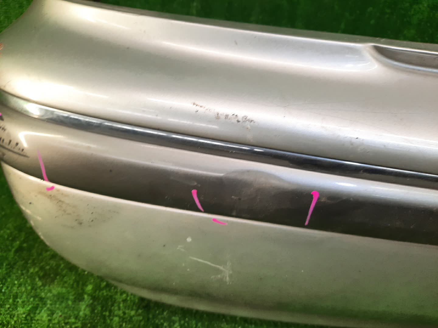 Бампер задний TOYOTA PROGRES JCG10, JCG11, JCG15 85629 4 ракурс
