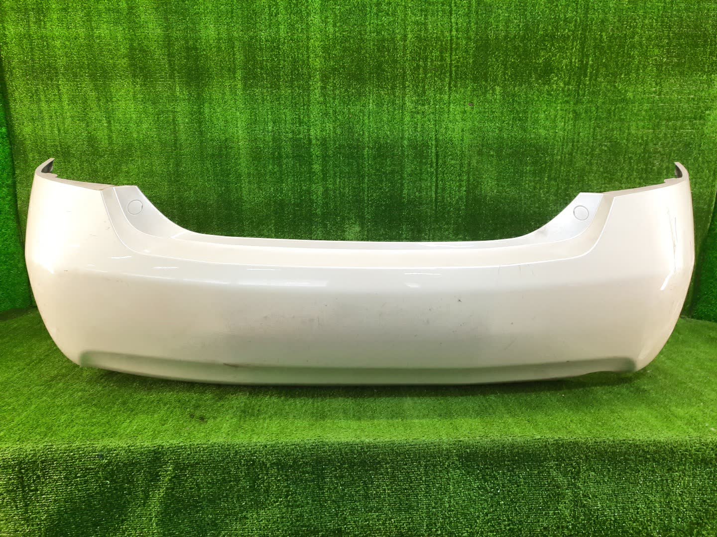 Бампер задний TOYOTA CAMRY, ALTIS AHV40, GSV40, ACV40, ACV45, ACV40N, ACV45N 85652 1 ракурс