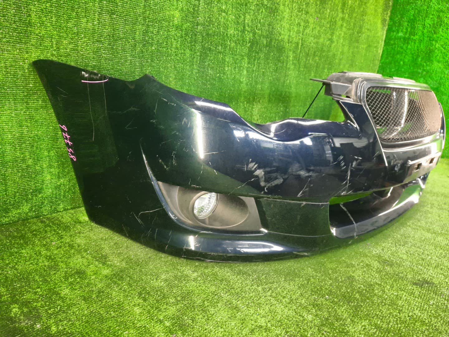 Бампер передний SUBARU LEGACY, LEGACY B4 BL5, BP9, BP5, BPE, BLE, BL9 85776 4 ракурс Бампер передний SUBARU LEGACY, LEGACY B4 BL5, BP9, BP5, BPE, BLE, BL9 85776 4 ракурс