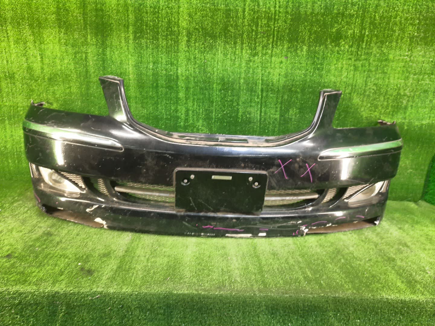 Бампер передний TOYOTA CROWN MAJESTA UZS186 85906 1 ракурс