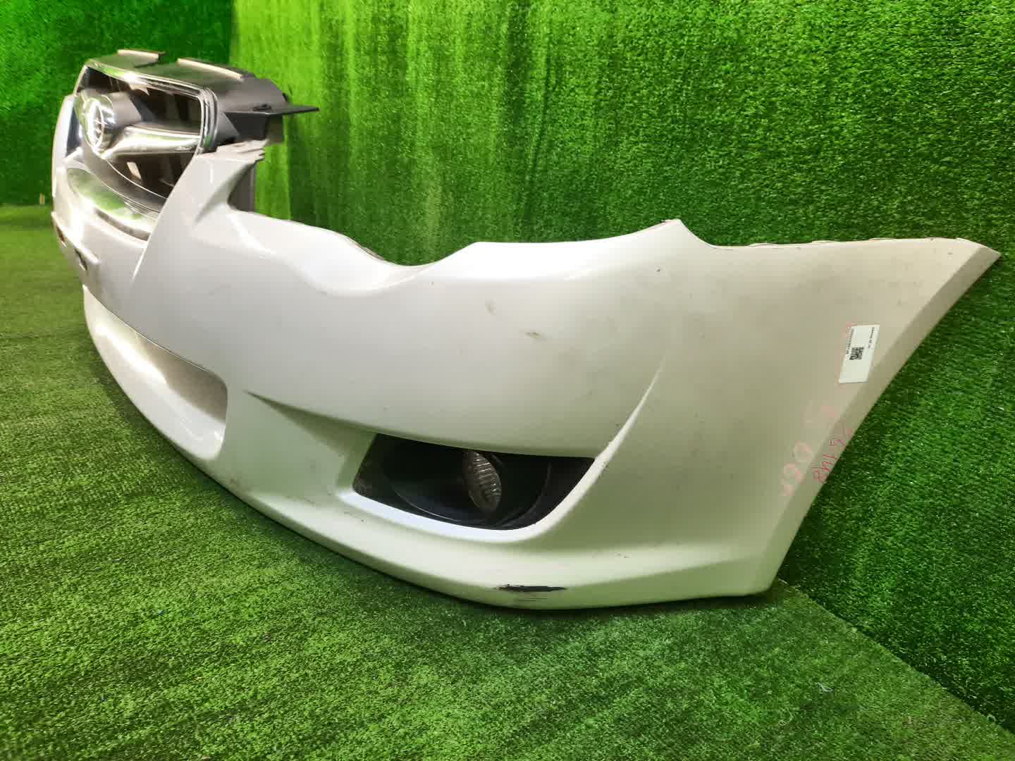 Бампер передний SUBARU LEGACY, LEGACY B4 BL5, BP9, BP5, BPE, BLE, BL9 86148 2 ракурс Бампер передний SUBARU LEGACY, LEGACY B4 BL5, BP9, BP5, BPE, BLE, BL9 86148 2 ракурс