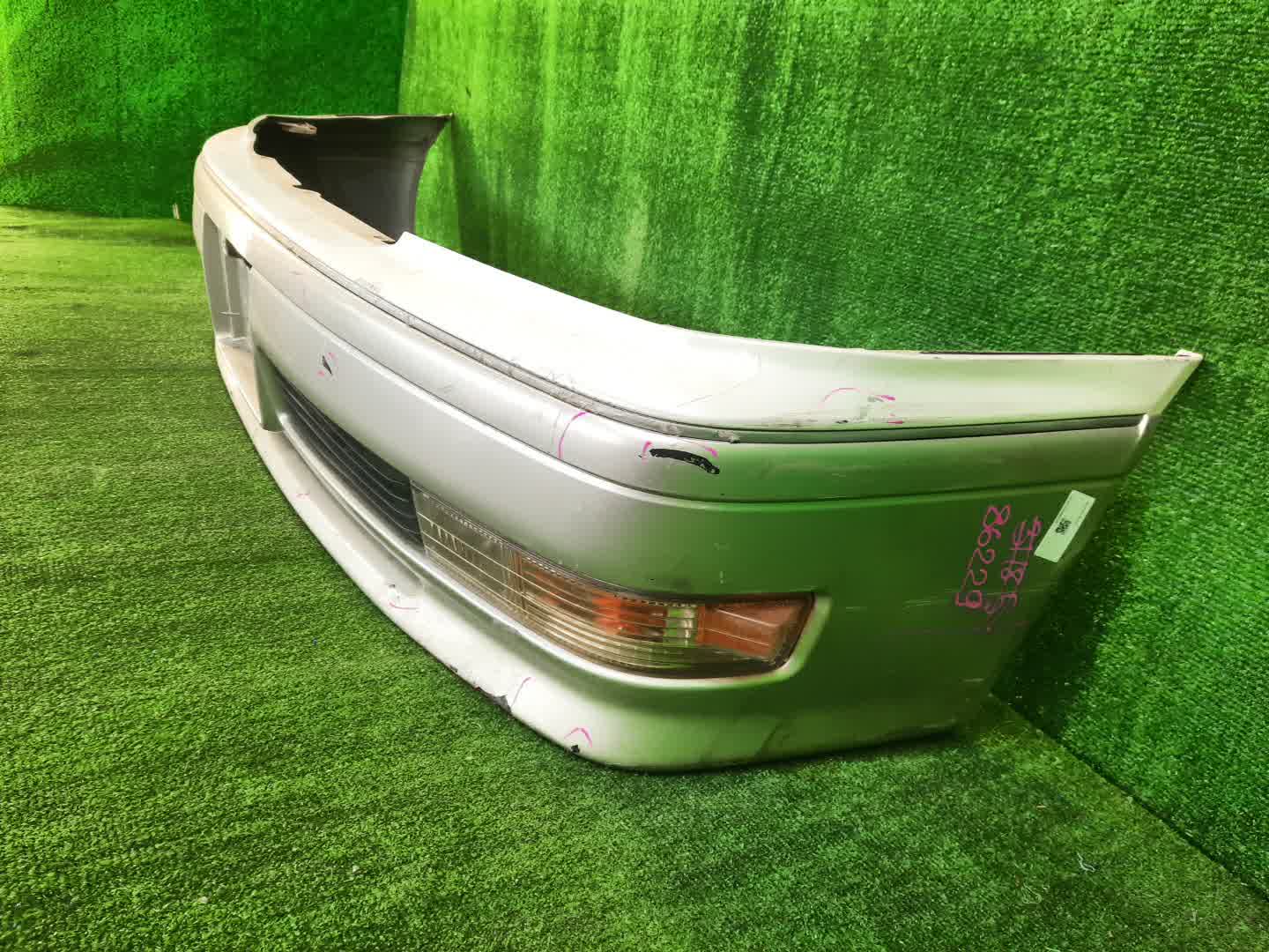Бампер передний TOYOTA CROWN JZS151, JZS155, GS151, LS151, JZS157, JZS153 86229 2 ракурс