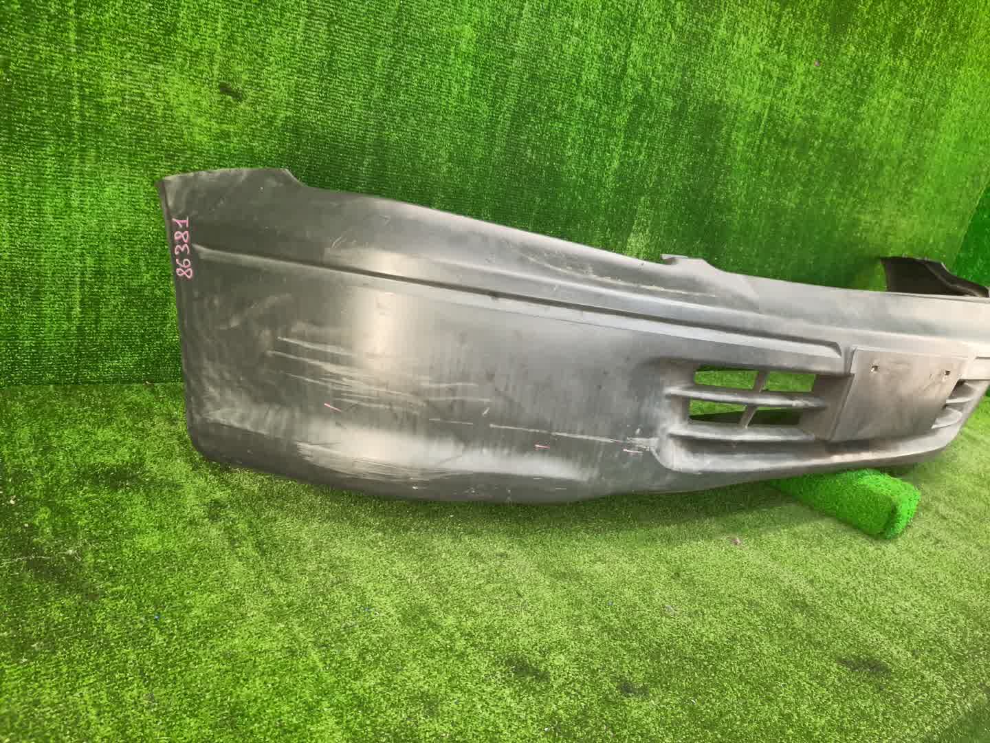 Бампер передний MITSUBISHI LANCER CEDIA, LANCER CS2A, CS5W, CS5A, CS3W, CS9W, CS9A, CS1A, CS2W, CS2V, CS3A, CS6A 86381 4 ракурс