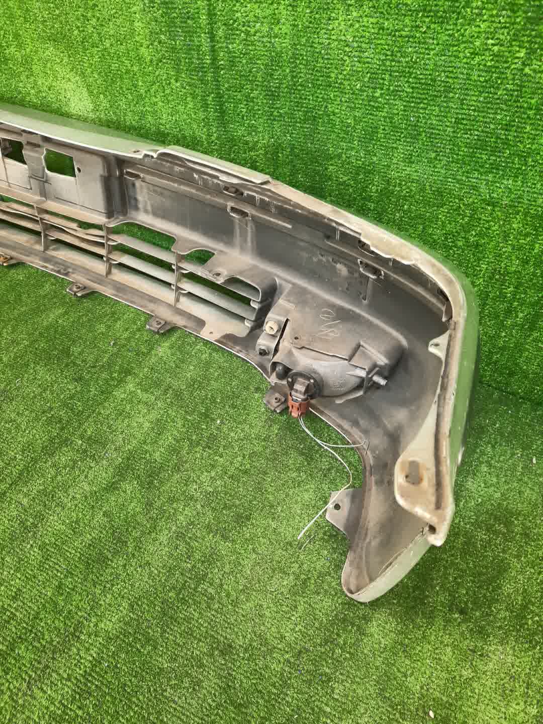 Бампер передний TOYOTA PROGRES JCG10, JCG11, JCG15 86387 5 ракурс