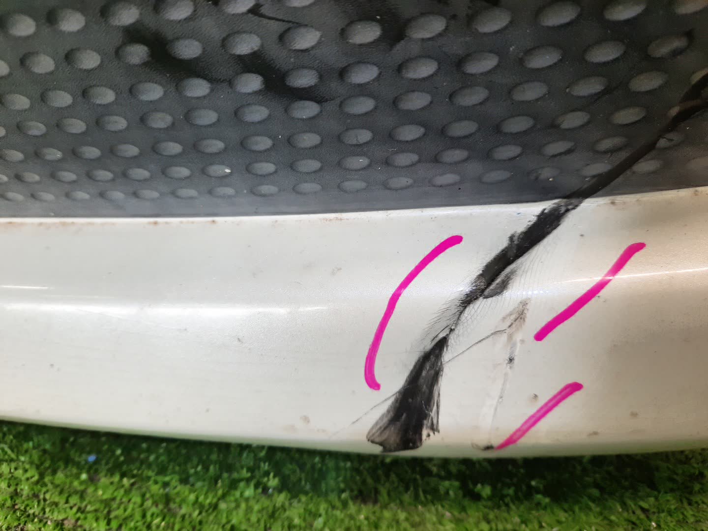 Бампер передний NISSAN LIBERTY RM12 86391 4 ракурс