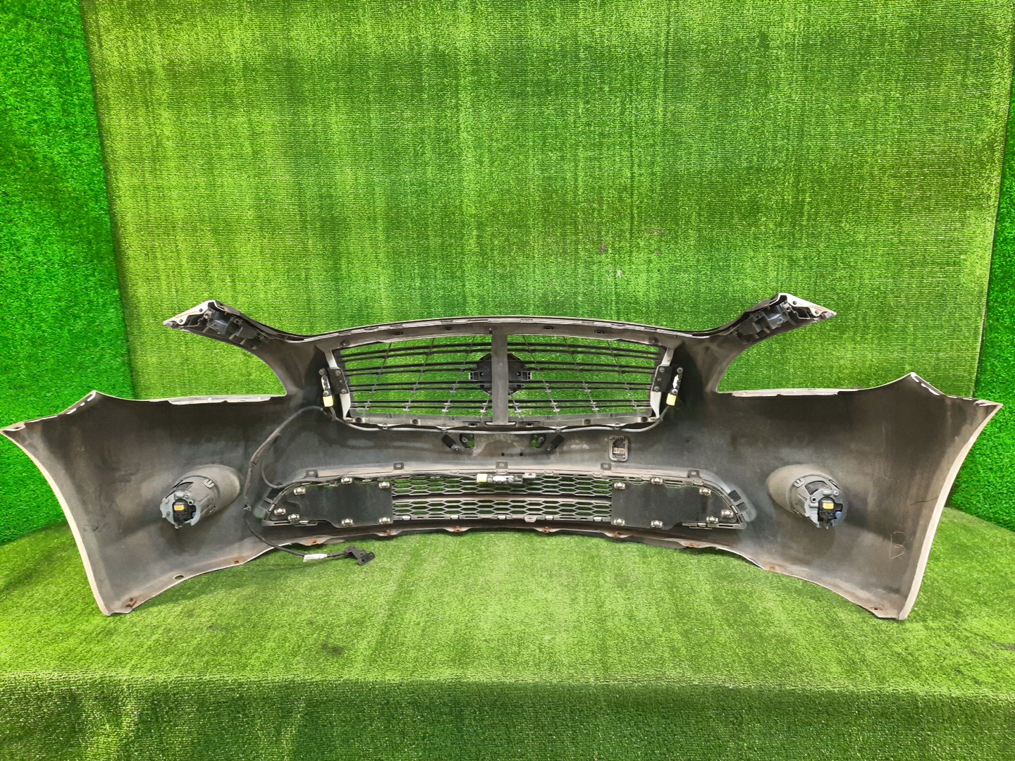Бампер передний NISSAN FUGA Y51 86548 5 ракурс