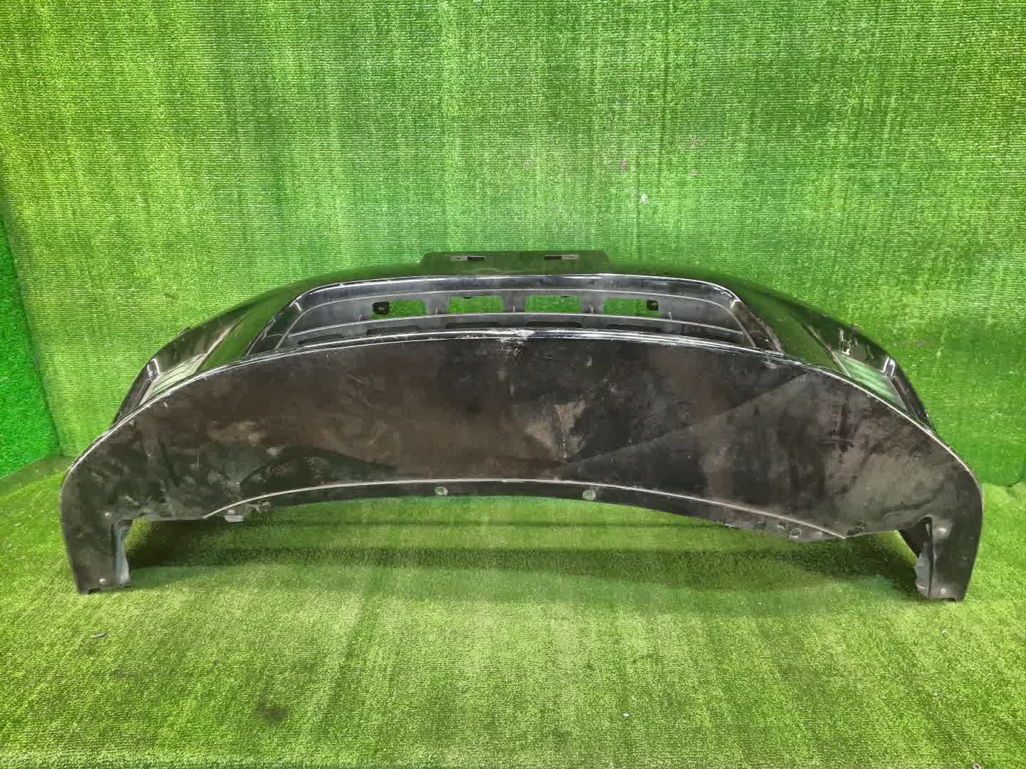 Бампер передний NISSAN SERENA C26 86611 4 ракурс