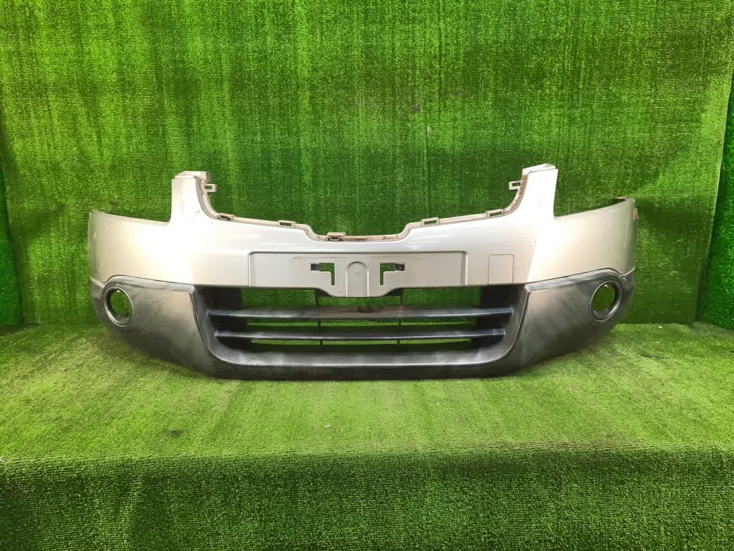 Бампер передний NISSAN DUALIS J10, KNJ10, KJ10, NJ10 86877 1 ракурс