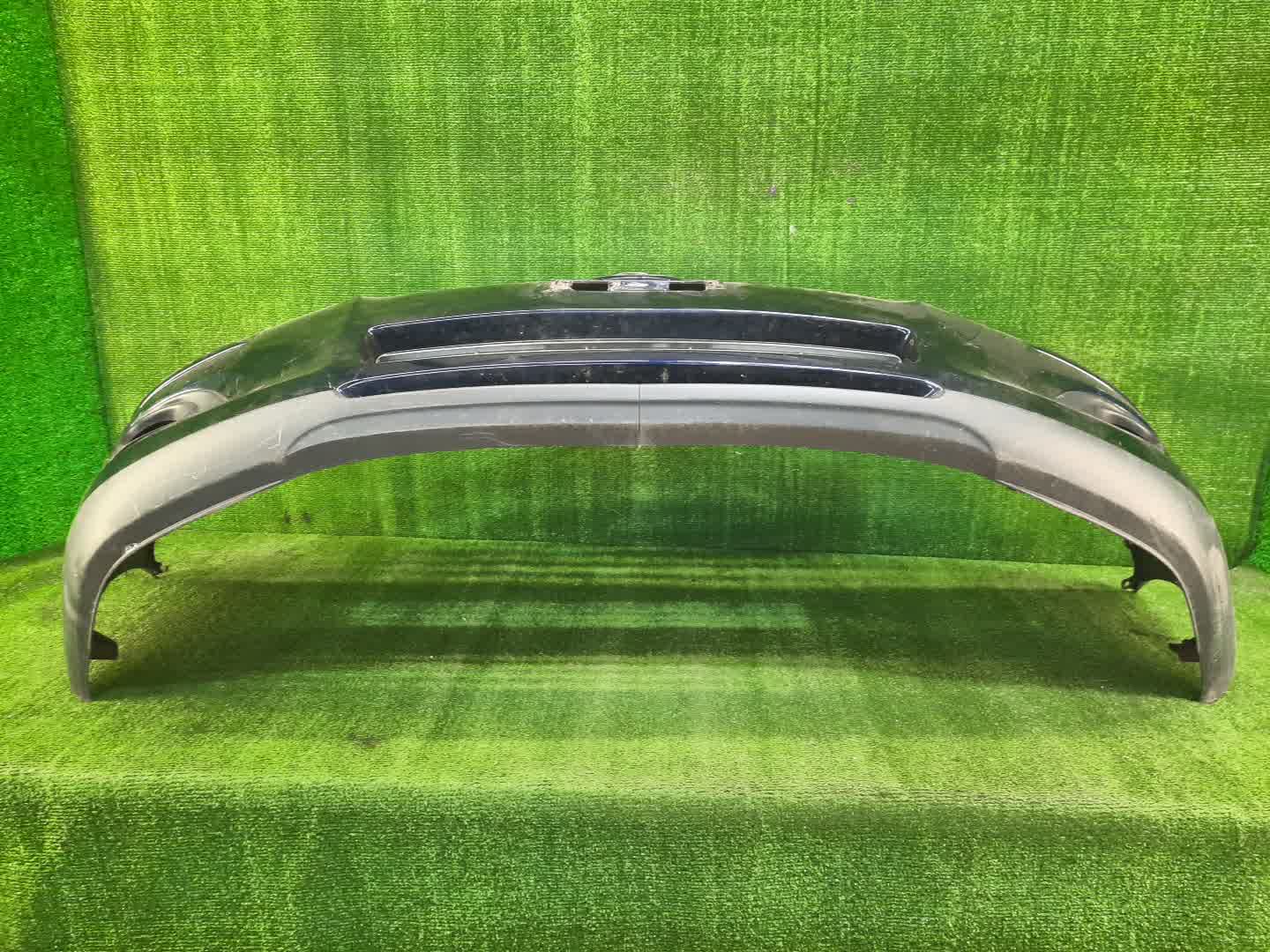 Бампер передний TOYOTA AVENSIS ZZT251, AZT250, AZT255, AZT251 86931 4 ракурс