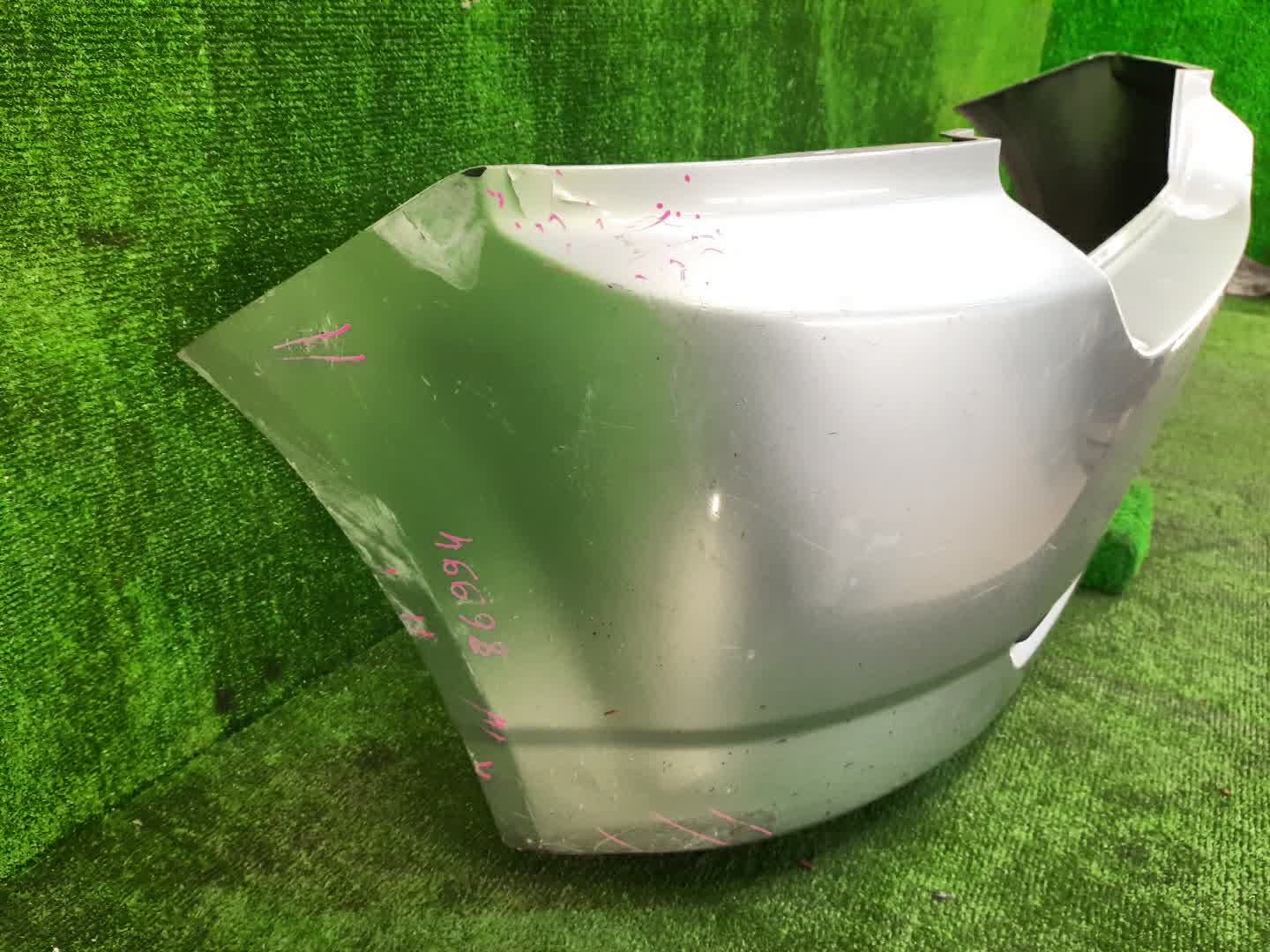 Бампер задний TOYOTA ALLEX, COROLLA RUNX ZZE124, NZE121, ZZE122, ZZE123, NZE124 86994 4 ракурс