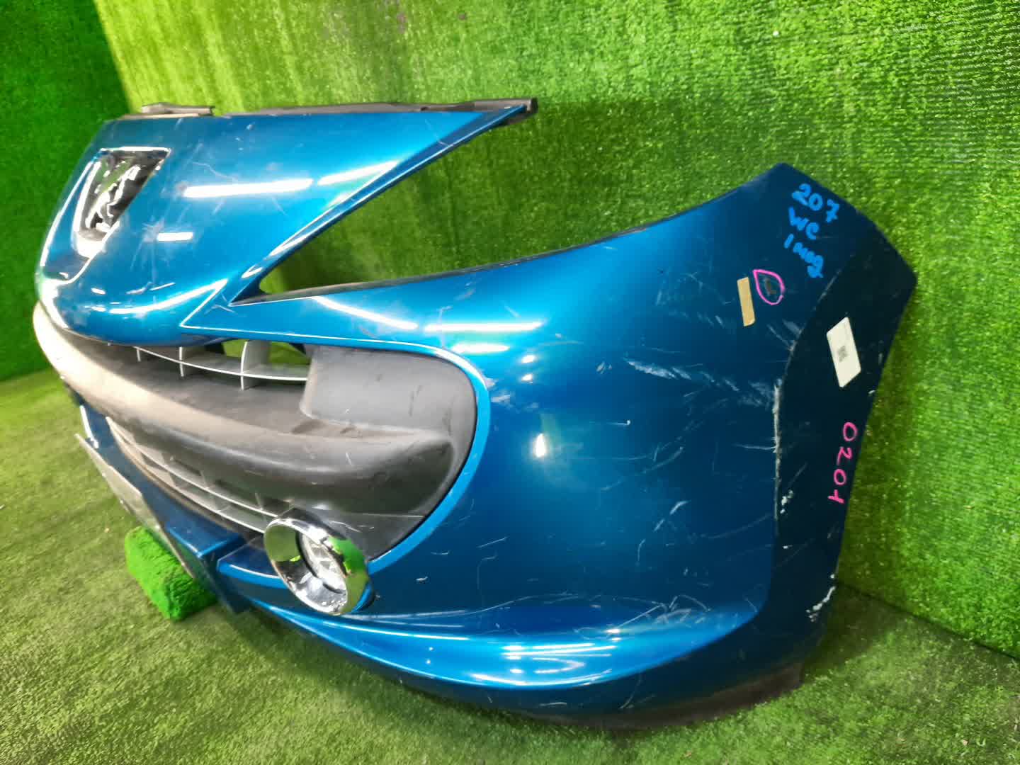 Бампер передний PEUGEOT 207 WC 0201 2 ракурс