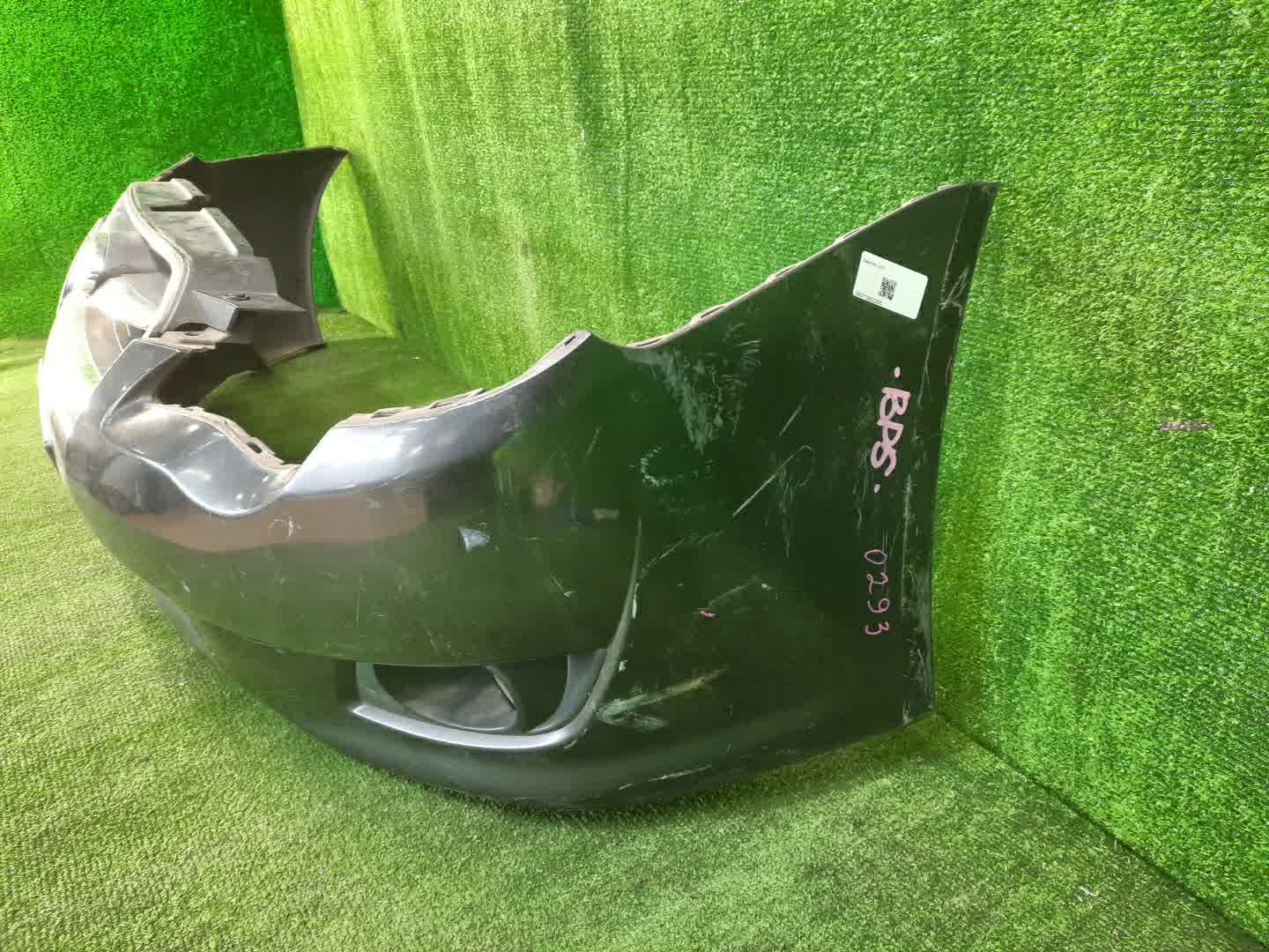 Бампер передний SUBARU LEGACY, LEGACY B4 BL5, BP9, BP5, BPE, BLE, BL9 0293 2 ракурс Бампер передний SUBARU LEGACY, LEGACY B4 BL5, BP9, BP5, BPE, BLE, BL9 0293 2 ракурс