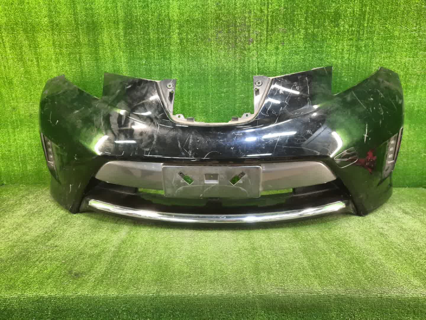 Бампер передний NISSAN LEAF AZE0, ZE0 0539 1 ракурс