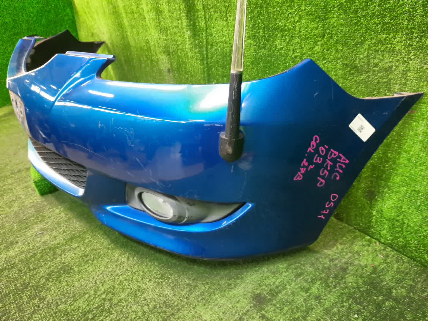 Бампер передний MAZDA AXELA, MAZDA 3, 3 BK5P, BK3P, BKEP, BK WAGON 2 ракурс