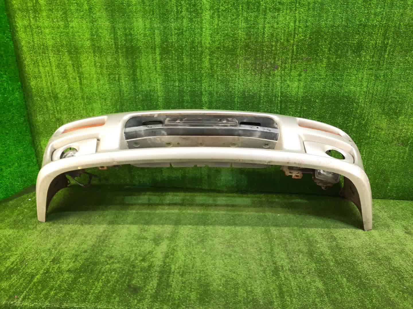 Бампер передний SUBARU IMPREZA GC8, GF2, GF3, GF5, GF8, GF1, GF4, GC1, GF6, GC4, GC6 0625 5 ракурс