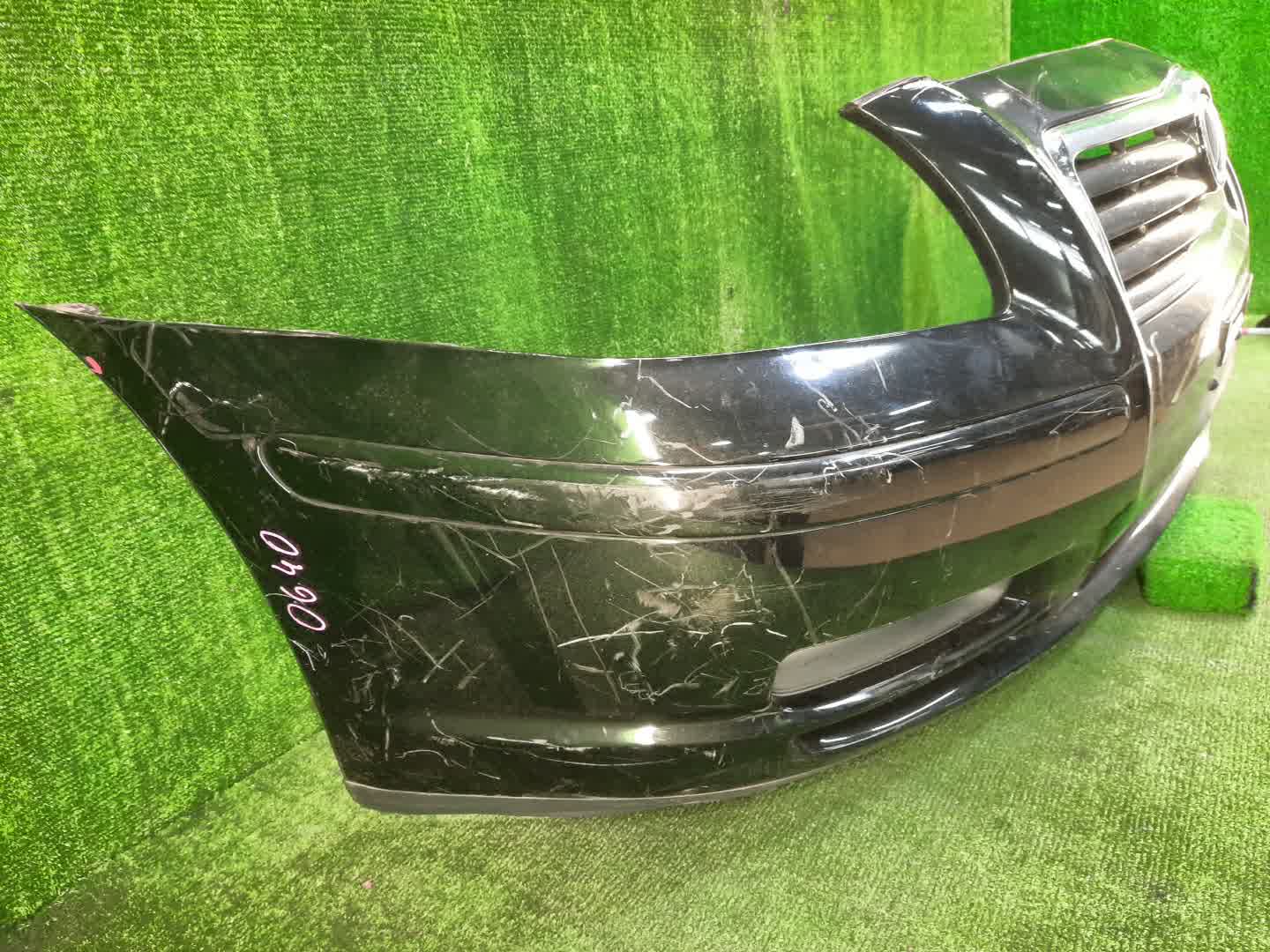 Бампер передний TOYOTA AVENSIS ZZT251, AZT250, AZT255, AZT251 0640 3 ракурс