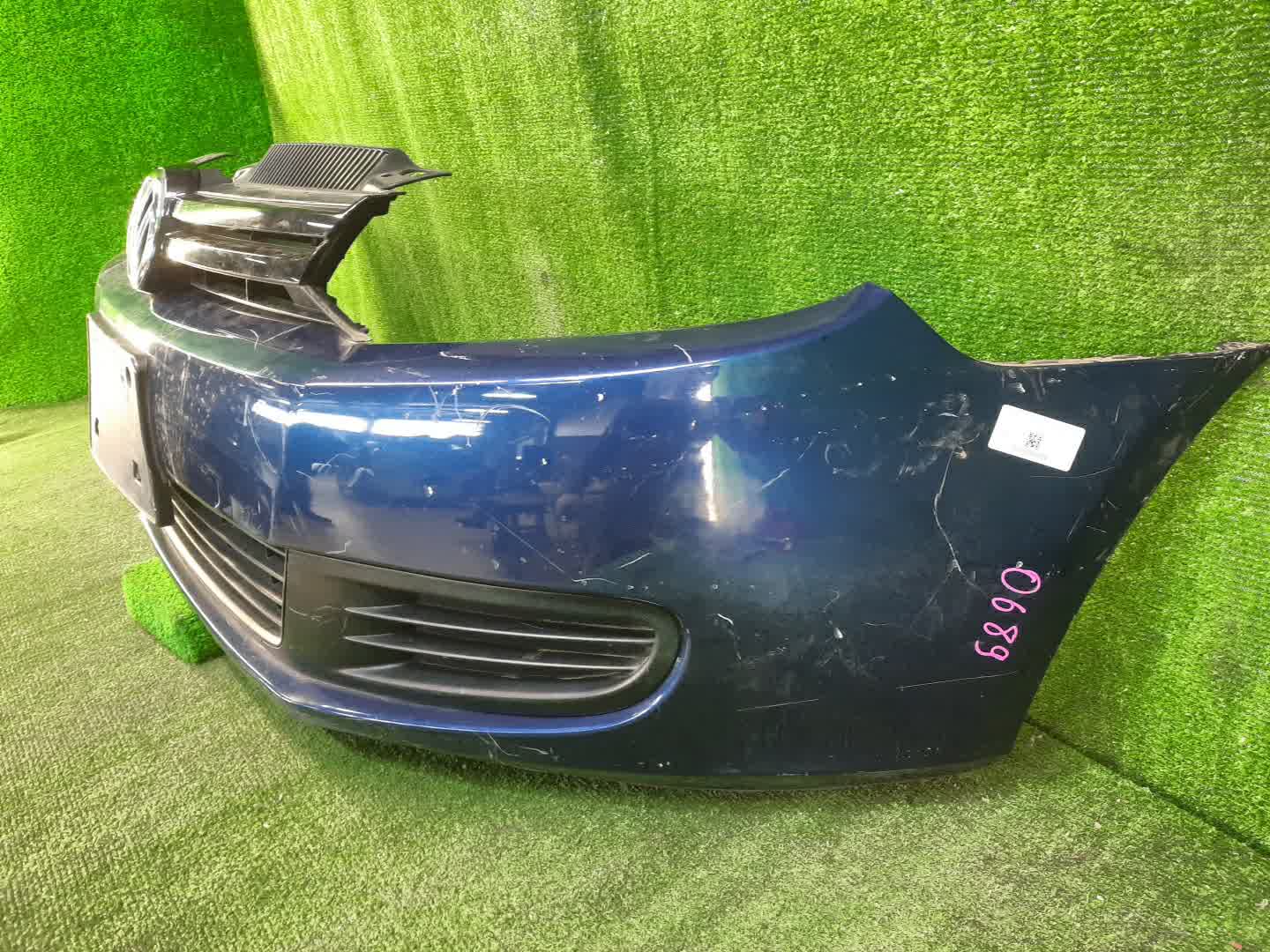 Бампер передний VOLKSWAGEN POLO 6R1 0689 2 ракурс