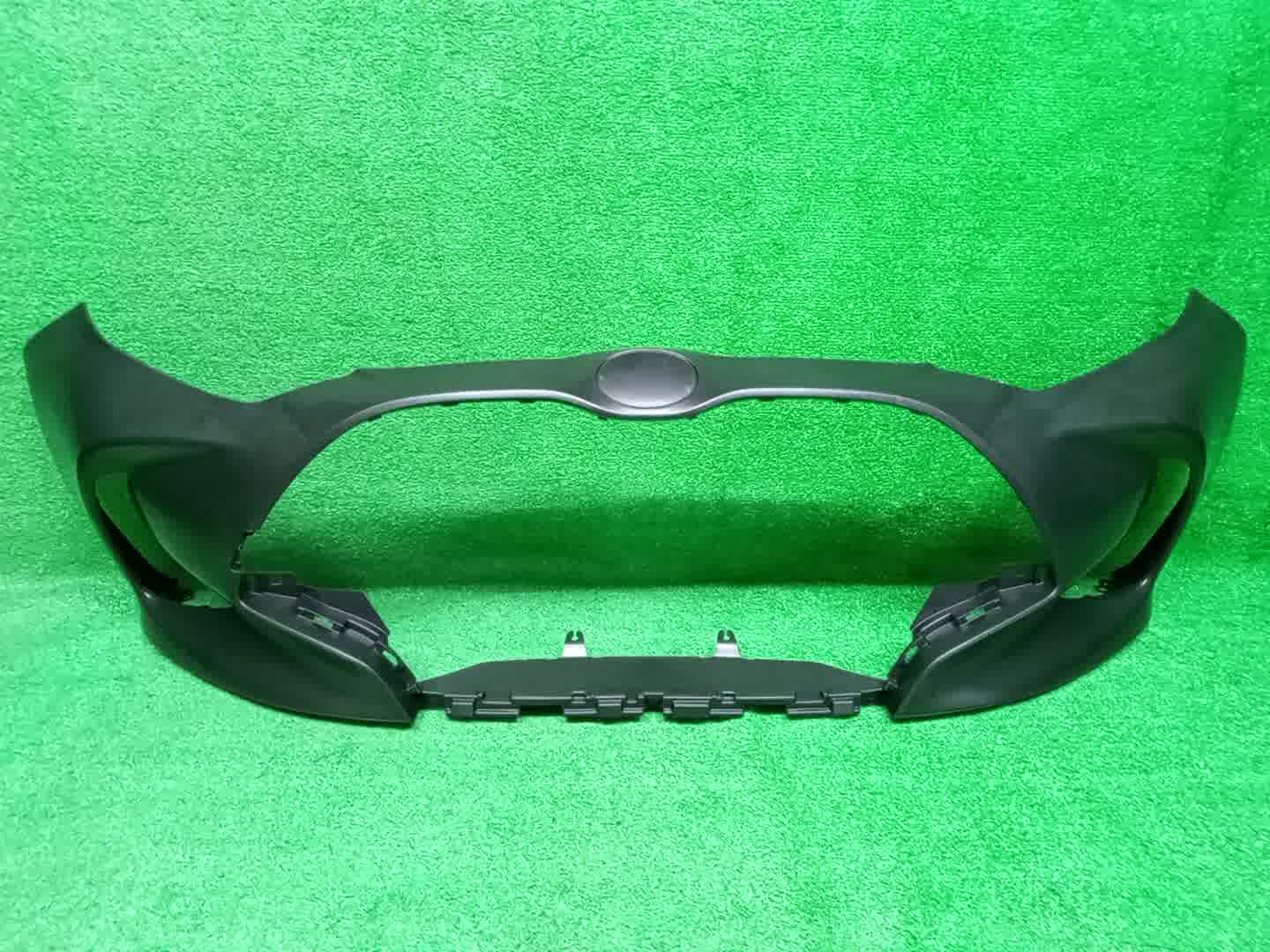 Бампер передний TOYOTA YARIS MXPH10, MXPH15, KSP210, MXPA10, MXPA15 52119-0U946 1 ракурс