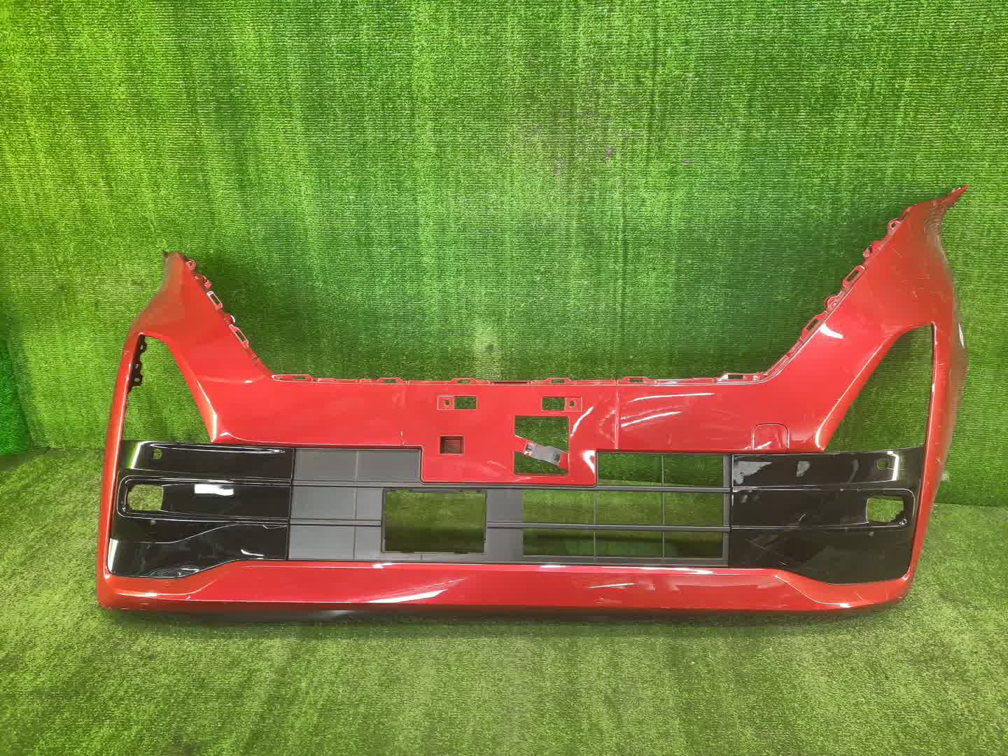 Бампер передний NISSAN ROOX B44A 0848 1 ракурс