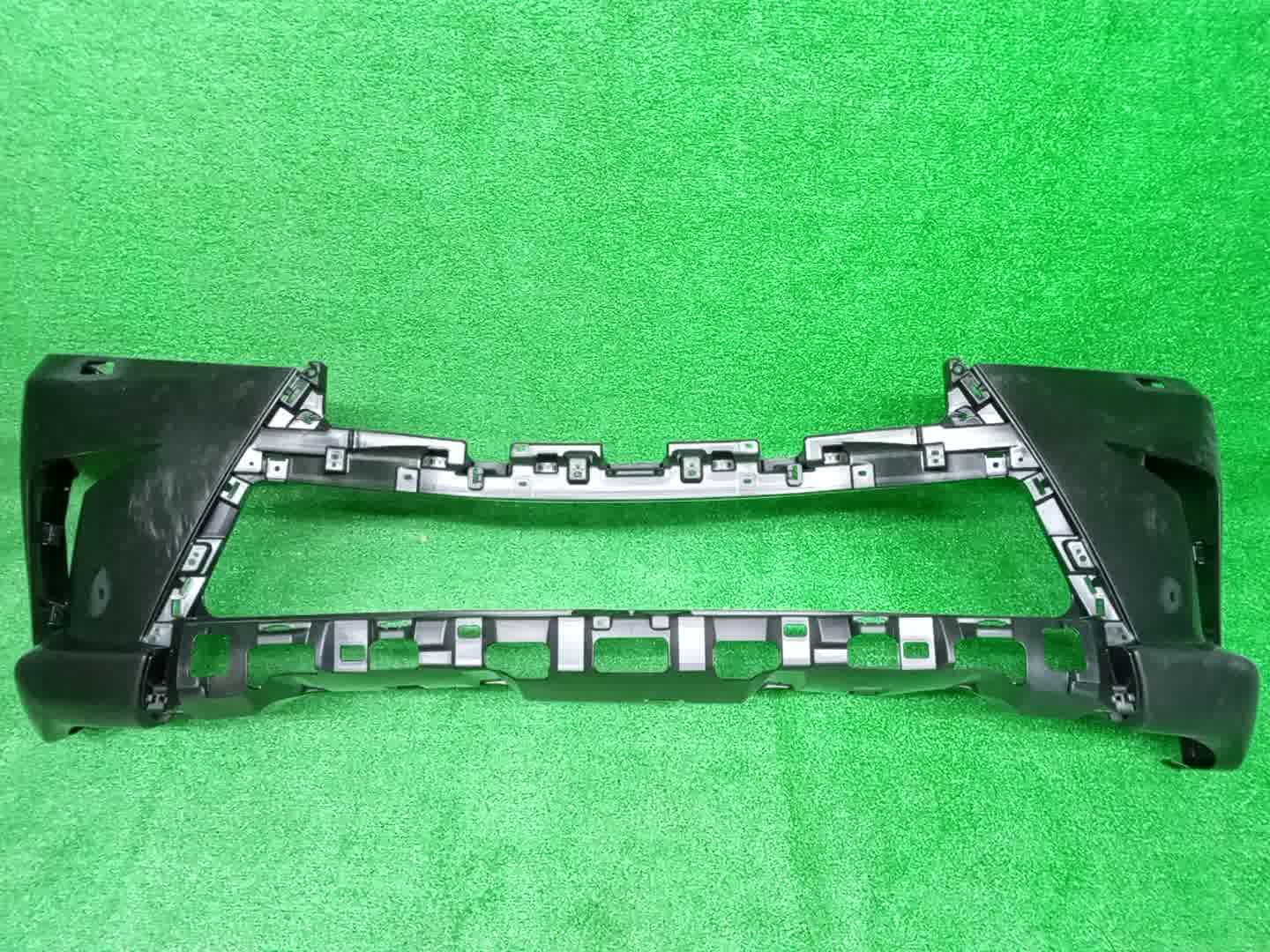 Бампер передний LEXUS LX570 URJ201 52119-6B973 1 ракурс
