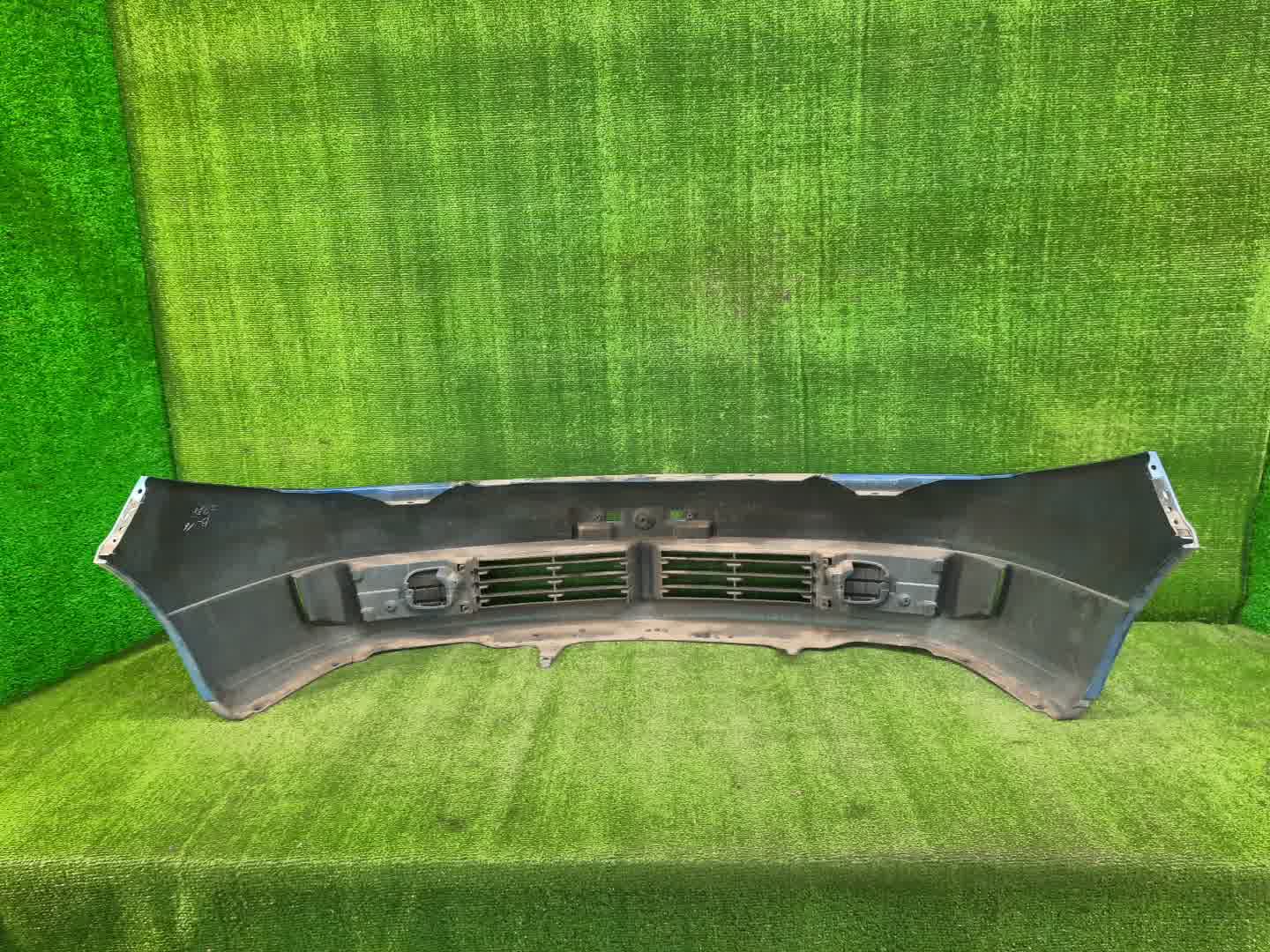 Бампер передний NISSAN WINGROAD Y11 0958 5 ракурс
