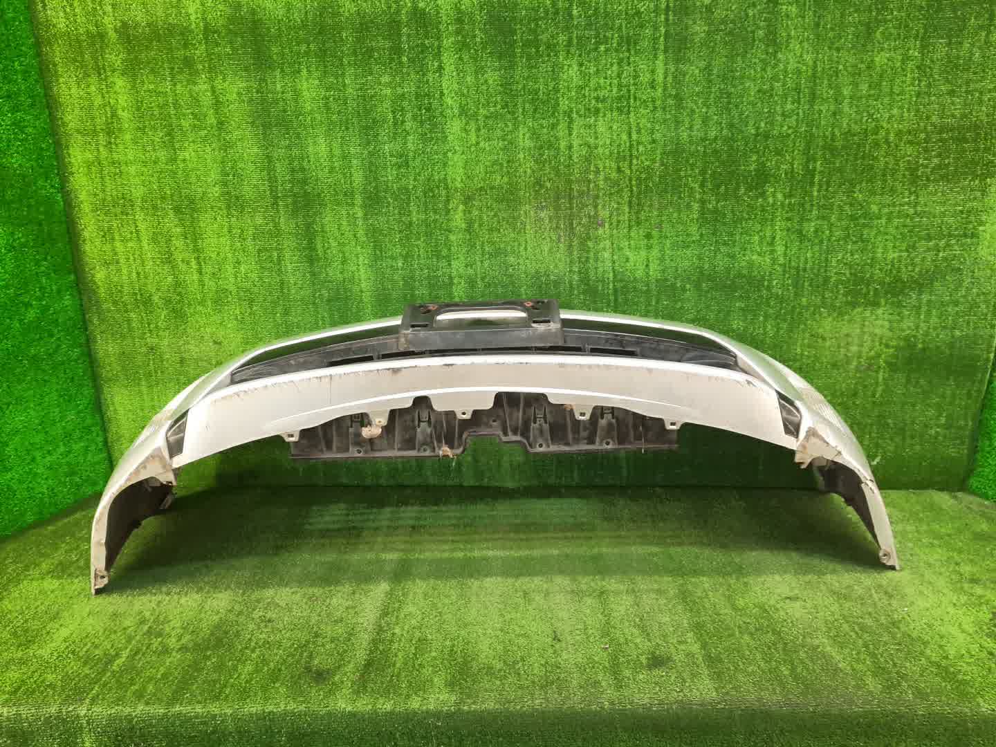 Бампер передний TOYOTA PRIUS ZVW30 0974 4 ракурс