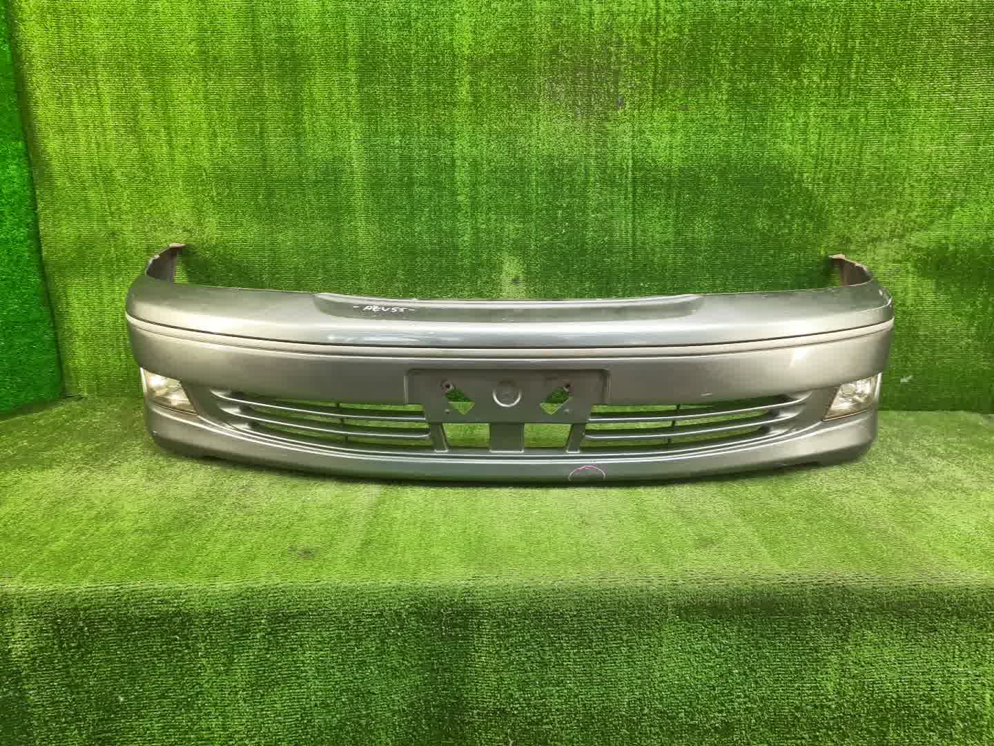 Бампер передний TOYOTA VISTA ZZV50 1010 1 ракурс