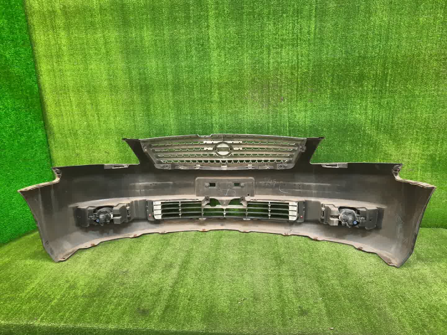 Бампер передний NISSAN FUGA Y50, PNY50, PY50, GY50 1019 5 ракурс