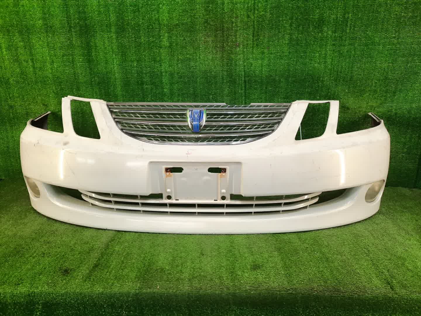 Бампер передний TOYOTA MARK II BLIT JZX110W, JZX115W, GX110W, GX115W 1071 1 ракурс