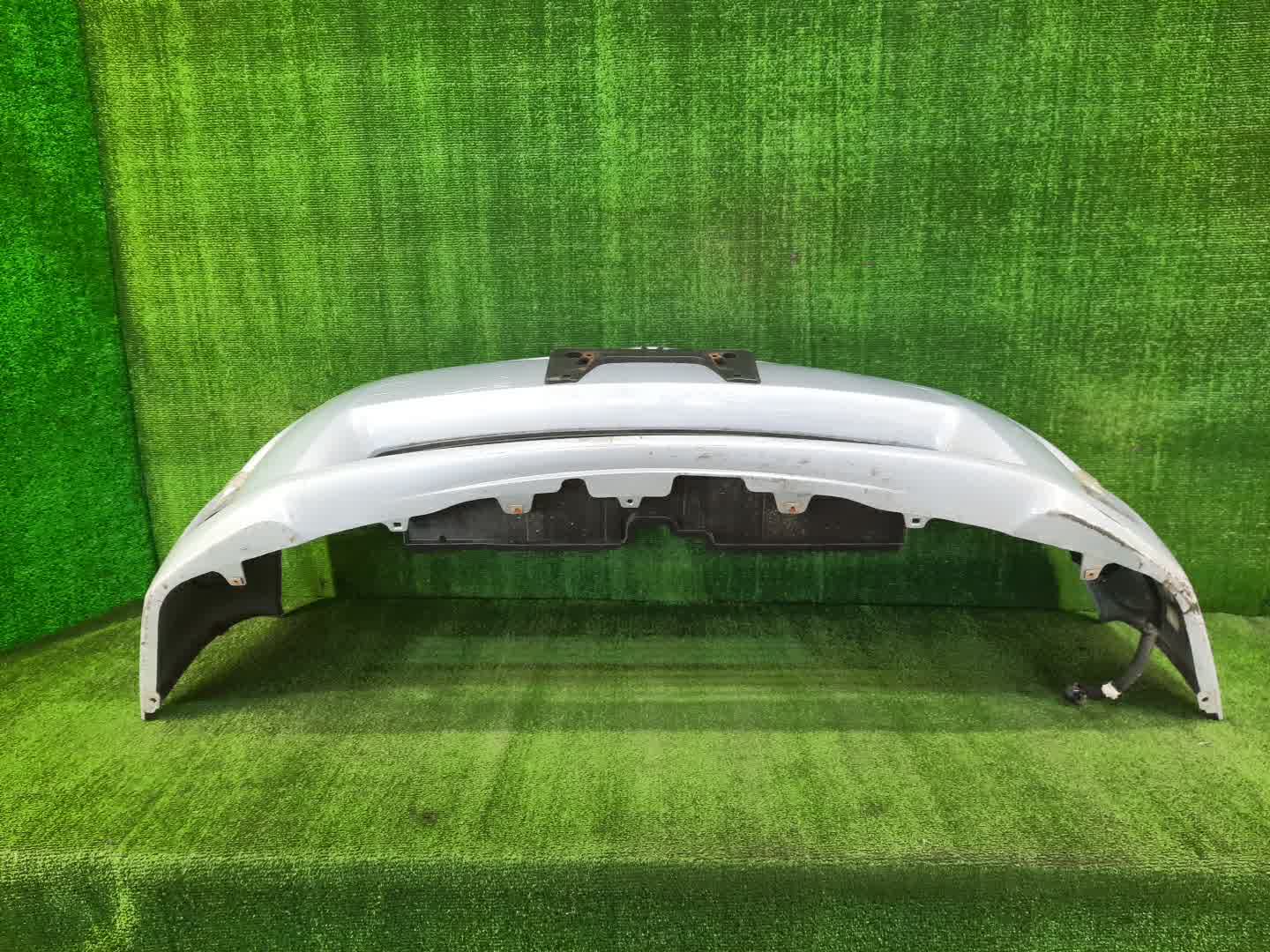 Бампер передний TOYOTA PRIUS ZVW30 1121 5 ракурс
