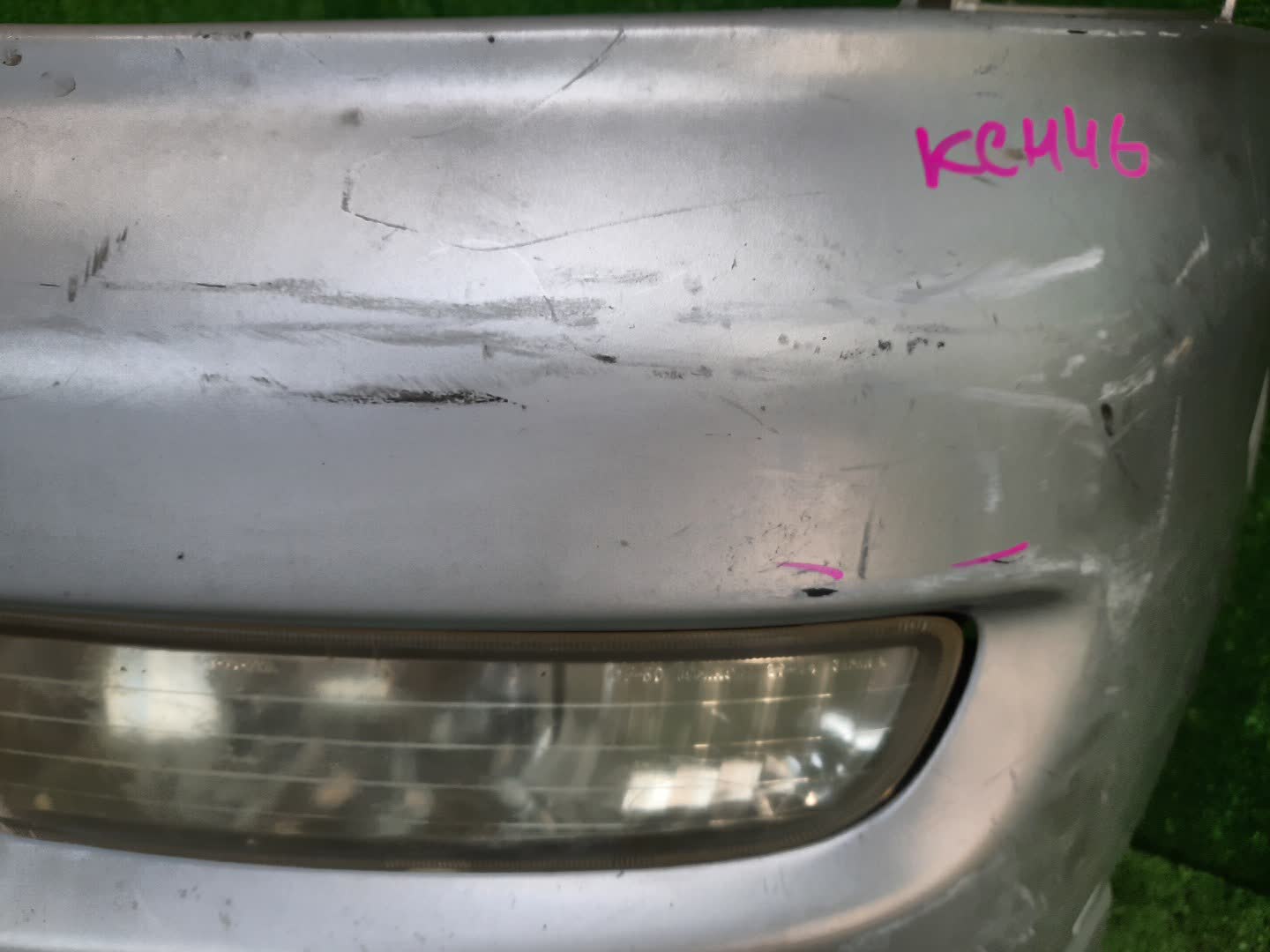 Бампер передний TOYOTA HIACE REGIUS KCH40G, RCH47W, RCH41W, KCH40W, LXH49V, KCH41W, KCH46W 1155 3 ракурс