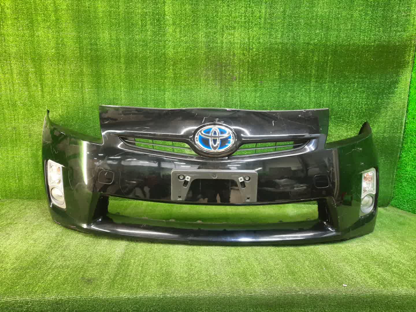 Бампер передний TOYOTA PRIUS ZVW30 1407 1 ракурс