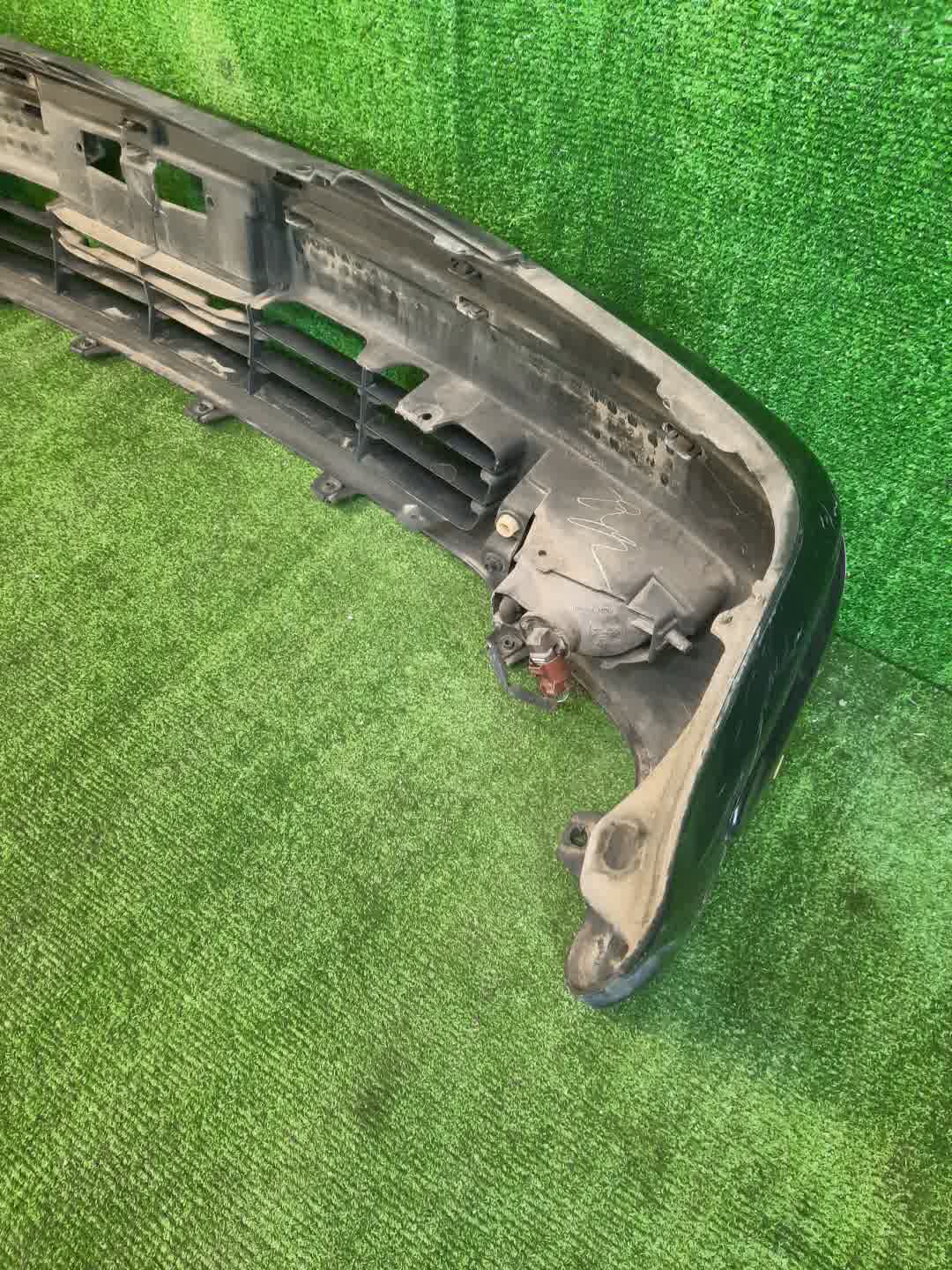 Бампер передний TOYOTA PROGRES JCG10, JCG11, JCG15 1512 5 ракурс