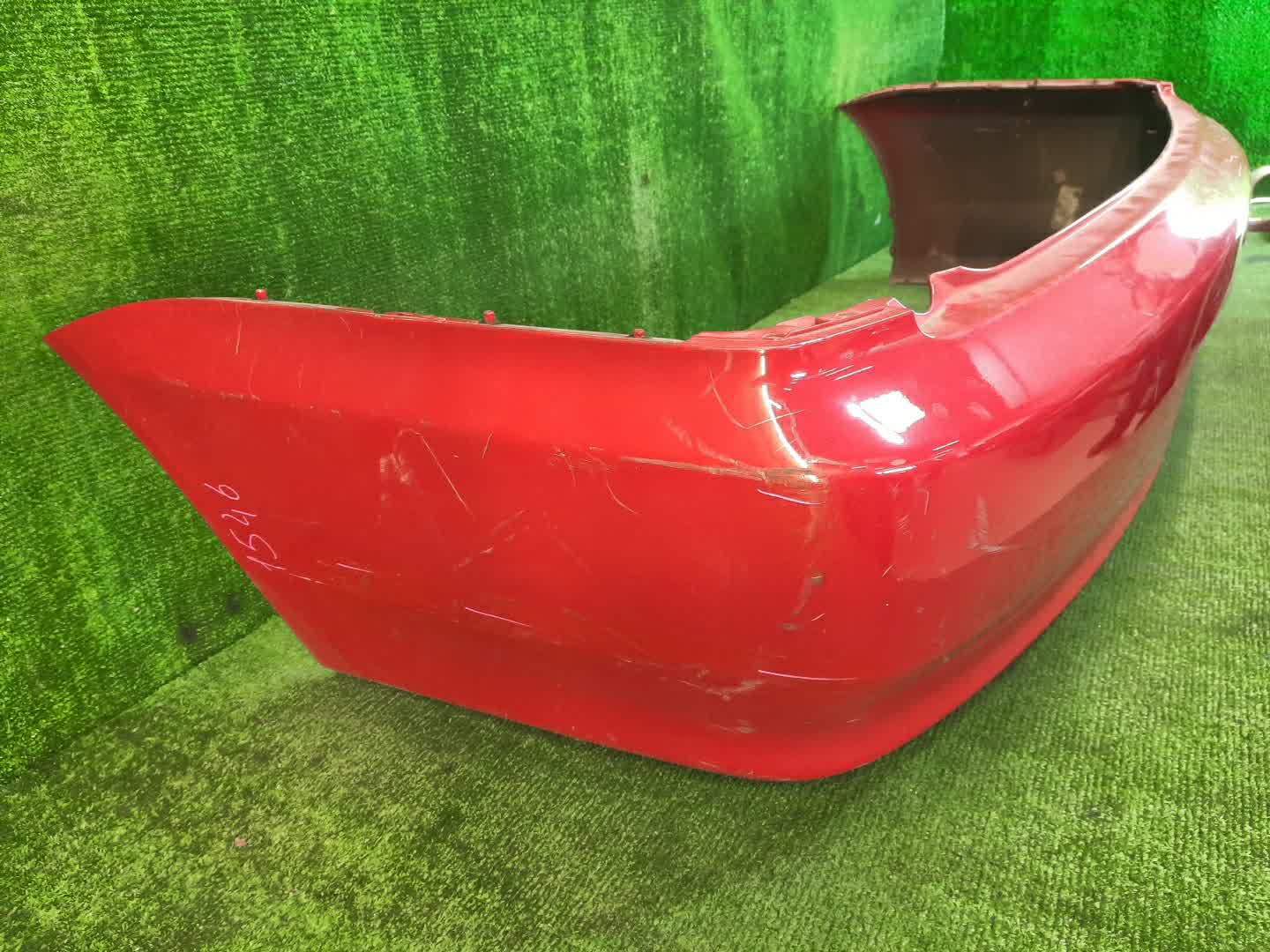 Бампер задний MITSUBISHI LANCER CEDIA, LANCER CS3W, CS9W, CS2W, CS5W 1546 4 ракурс