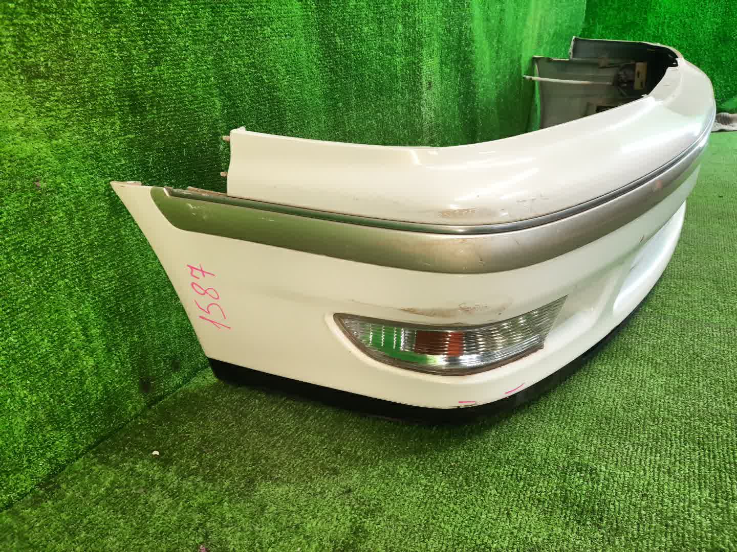 Бампер передний TOYOTA MARK II GX100, JZX100, JZX101, LX100, GX105, JZX105, SX100 1587 4 ракурс
