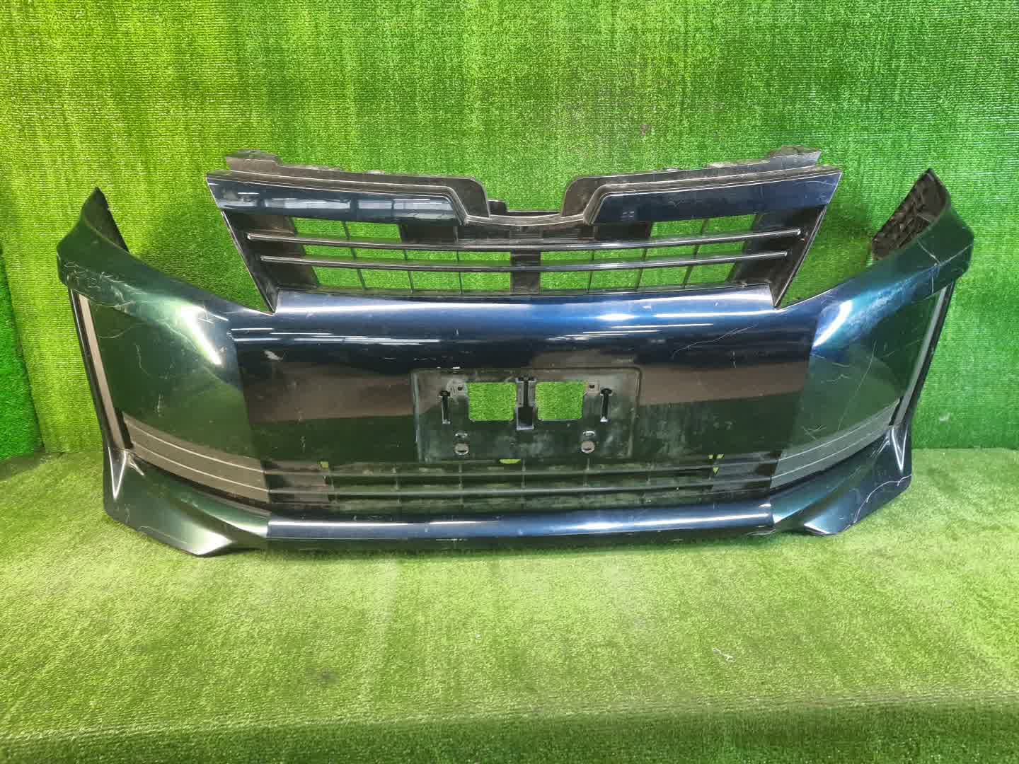 Бампер передний TOYOTA VOXY ZRR80G 1688 1 ракурс