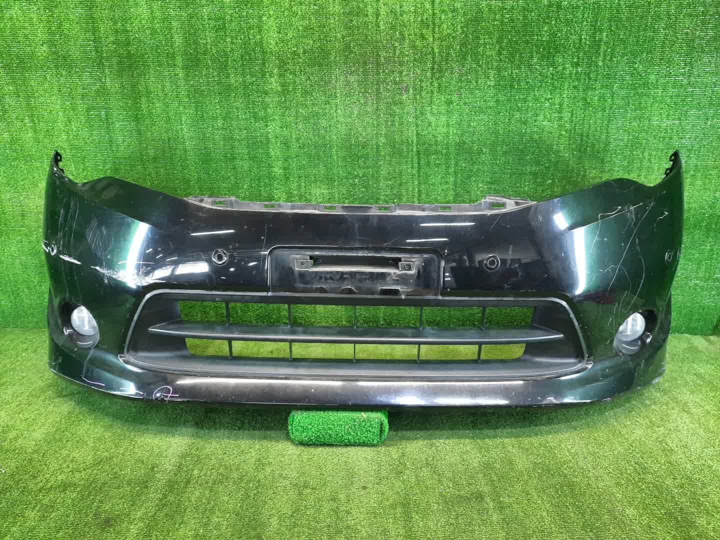 Бампер передний NISSAN SERENA C26 1837 1 ракурс