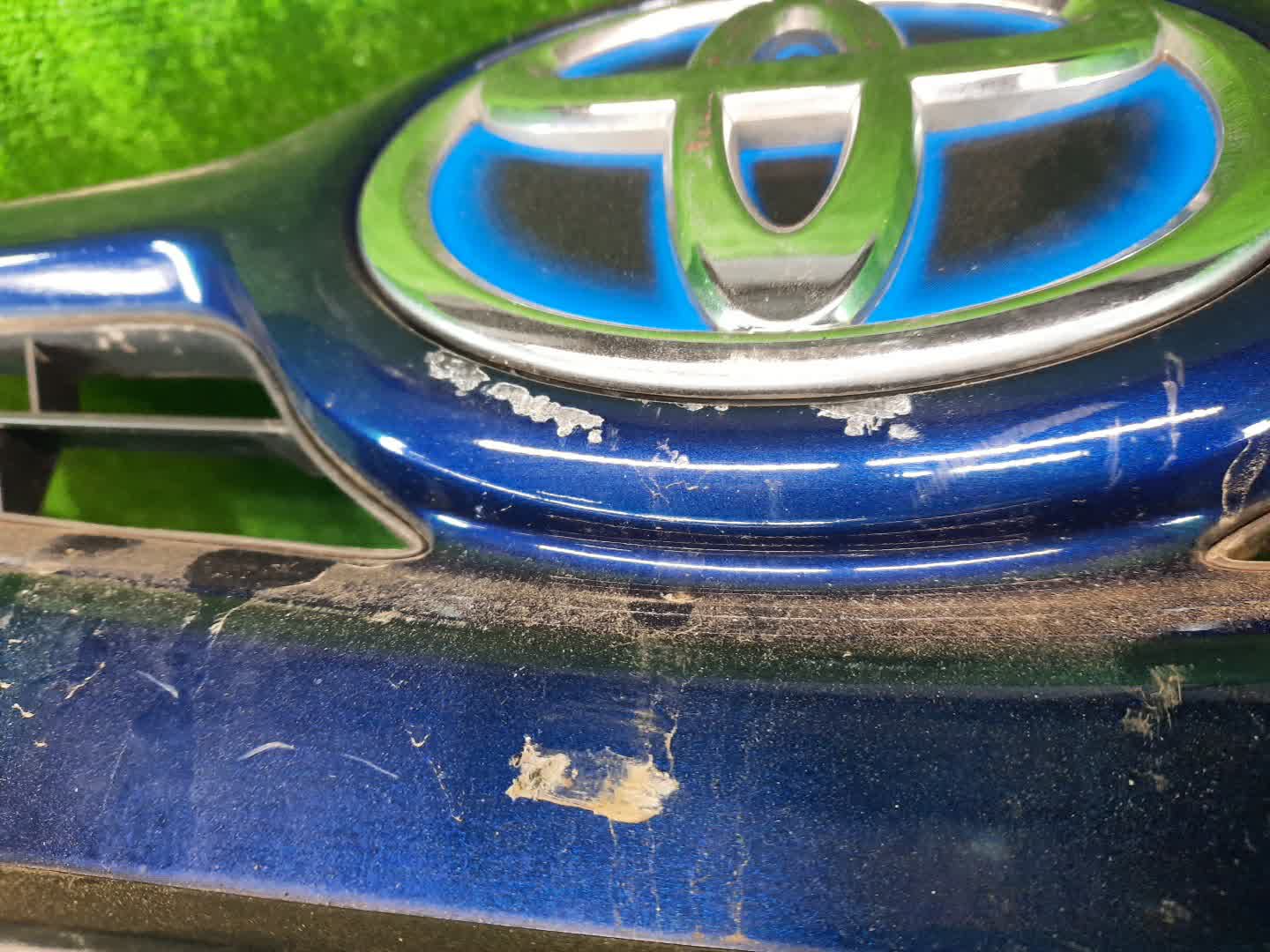Бампер передний TOYOTA PRIUS ZVW30 1841 4 ракурс