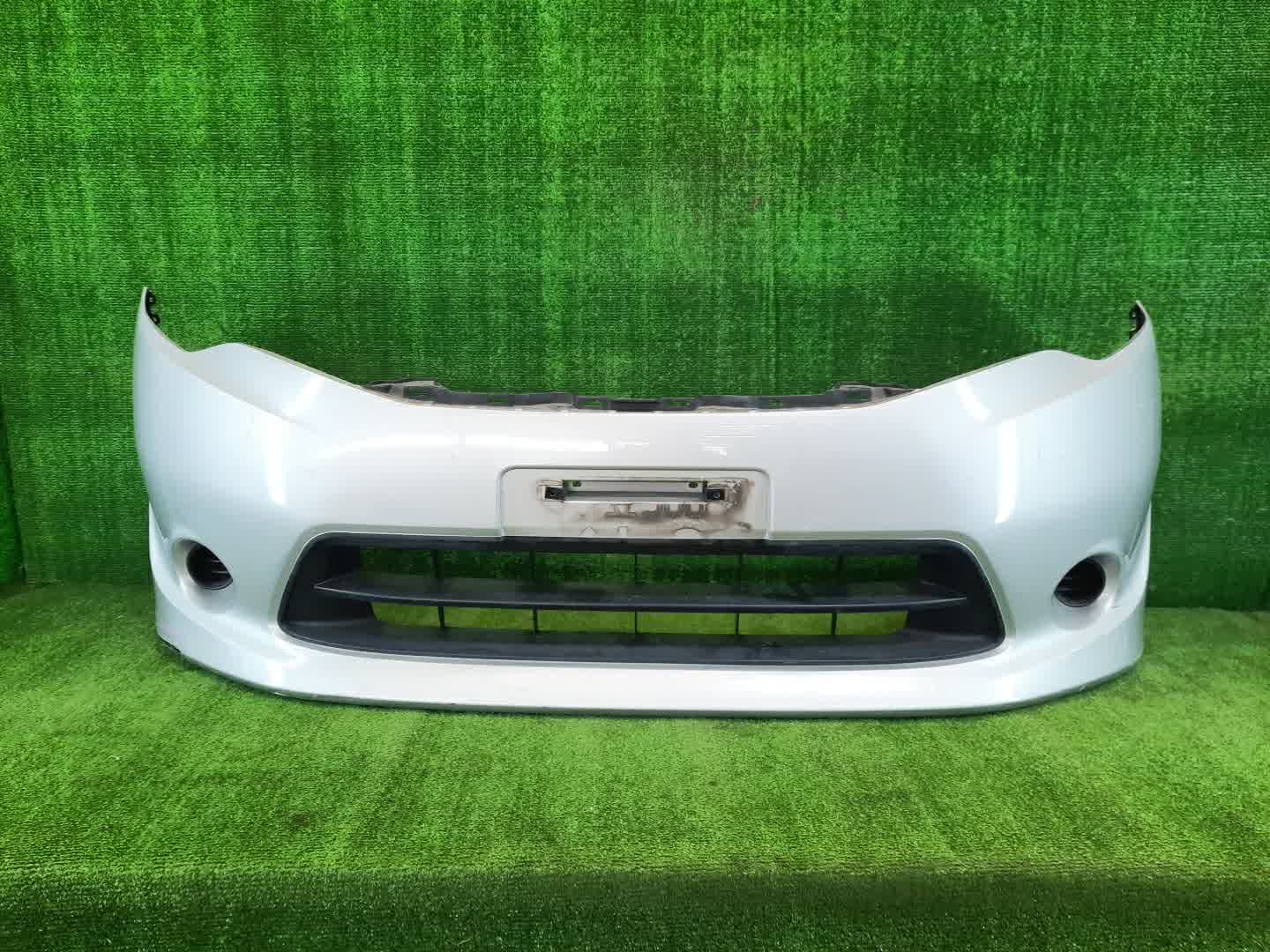 Бампер передний NISSAN SERENA C26 1846 1 ракурс