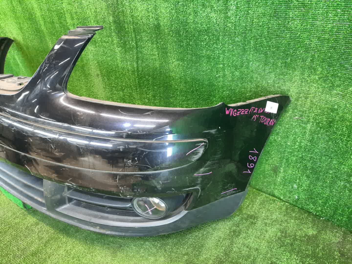 Бампер передний VOLKSWAGEN TOURAN 1T1 1891 2 ракурс