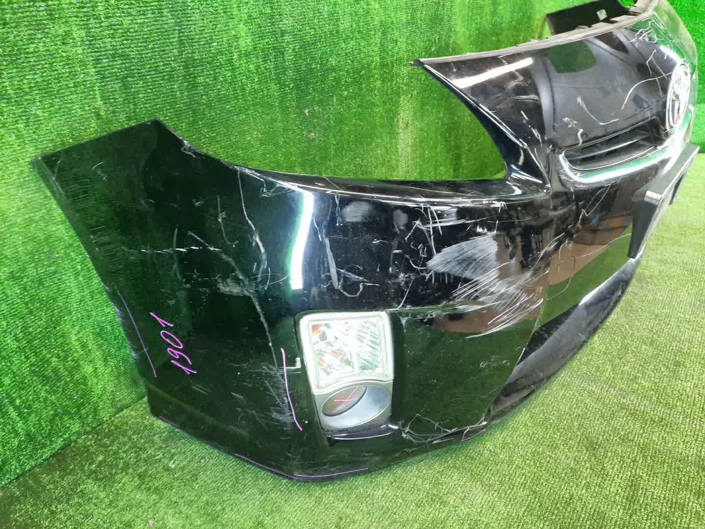 Бампер передний TOYOTA PRIUS ZVW30 1901 3 ракурс