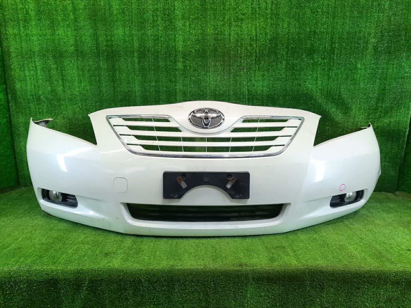 Бампер передний TOYOTA CAMRY, ALTIS AHV40, GSV40, ACV40, ACV45, ACV40N, ACV45N 1990 1 ракурс