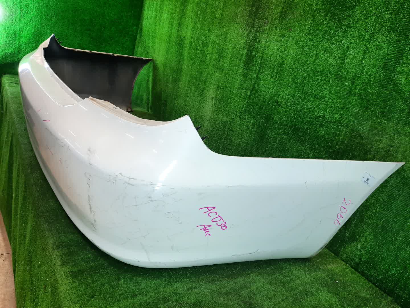 Бампер задний TOYOTA CAMRY, ALTIS ACV30, ACV35, ACV30N, ACV35N 2066 2 ракурс