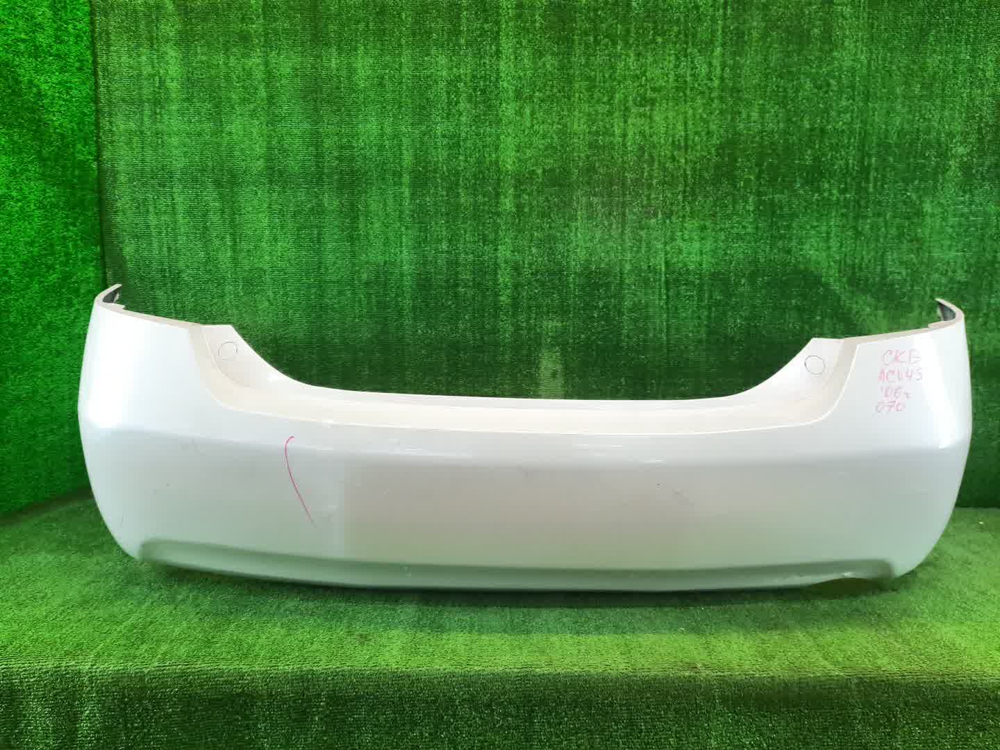 Бампер задний TOYOTA CAMRY, ALTIS AHV40, GSV40, ACV40, ACV45, ACV40N, ACV45N 2081 1 ракурс