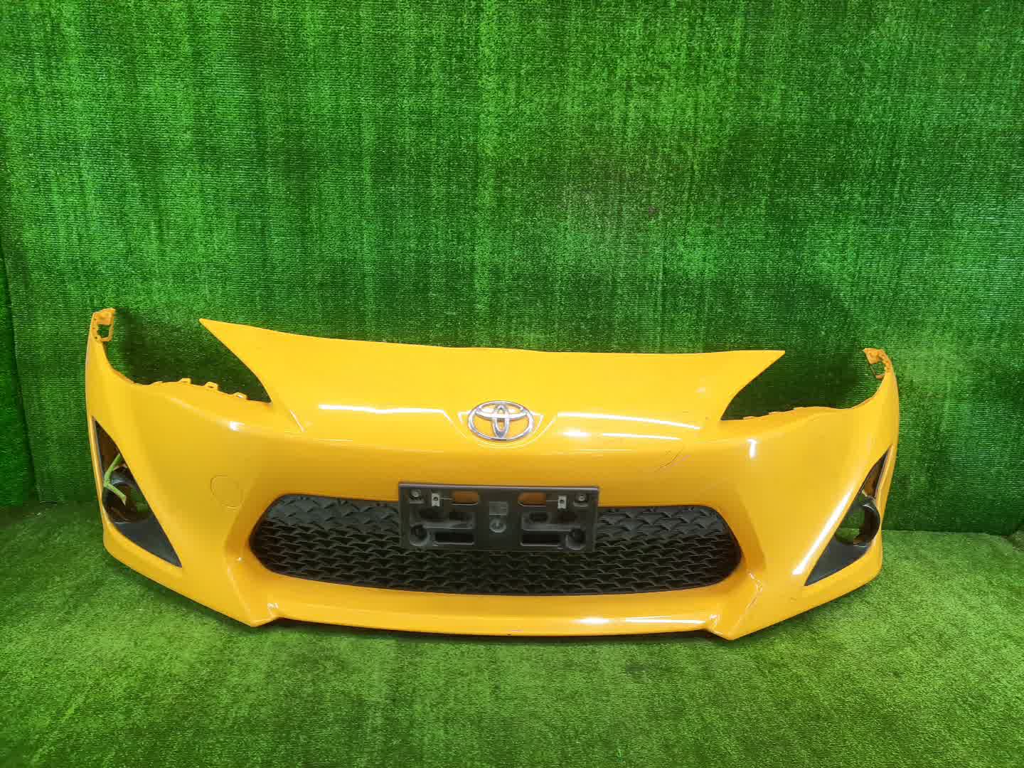 Бампер передний TOYOTA BRZ, GT86 ZC6, ZN6 2457 1 ракурс